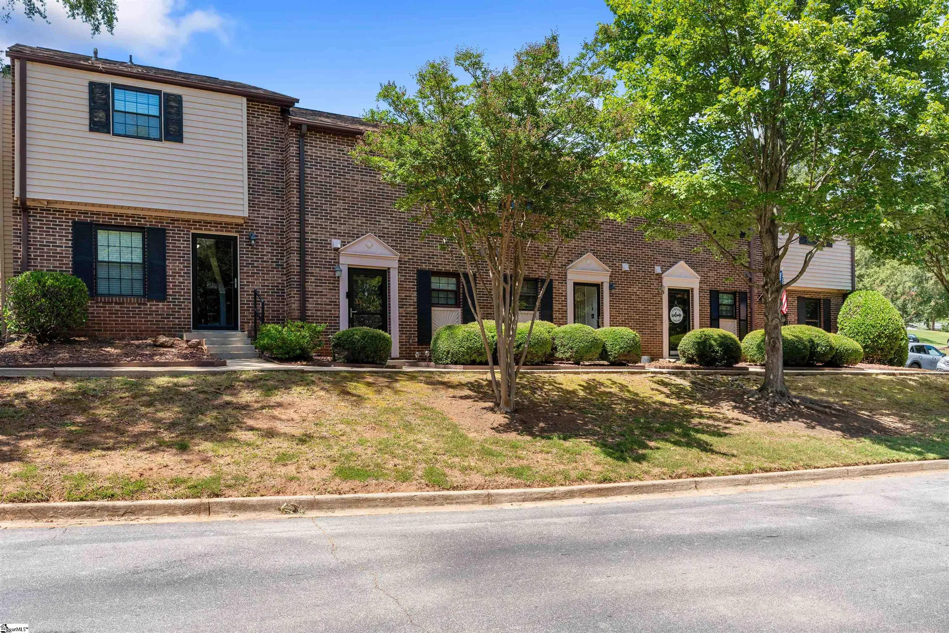 Property image 2 at 812 Reid School Road, Taylors, SC 29687