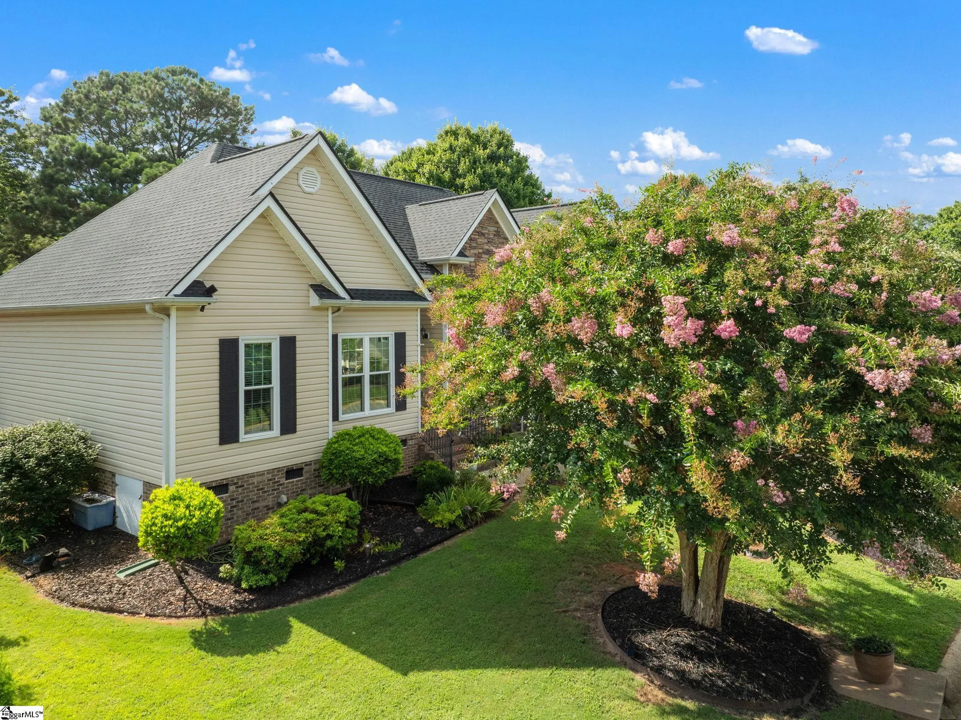 Property image 3 at 211 Northfield Lane, Simpsonville, SC 29681