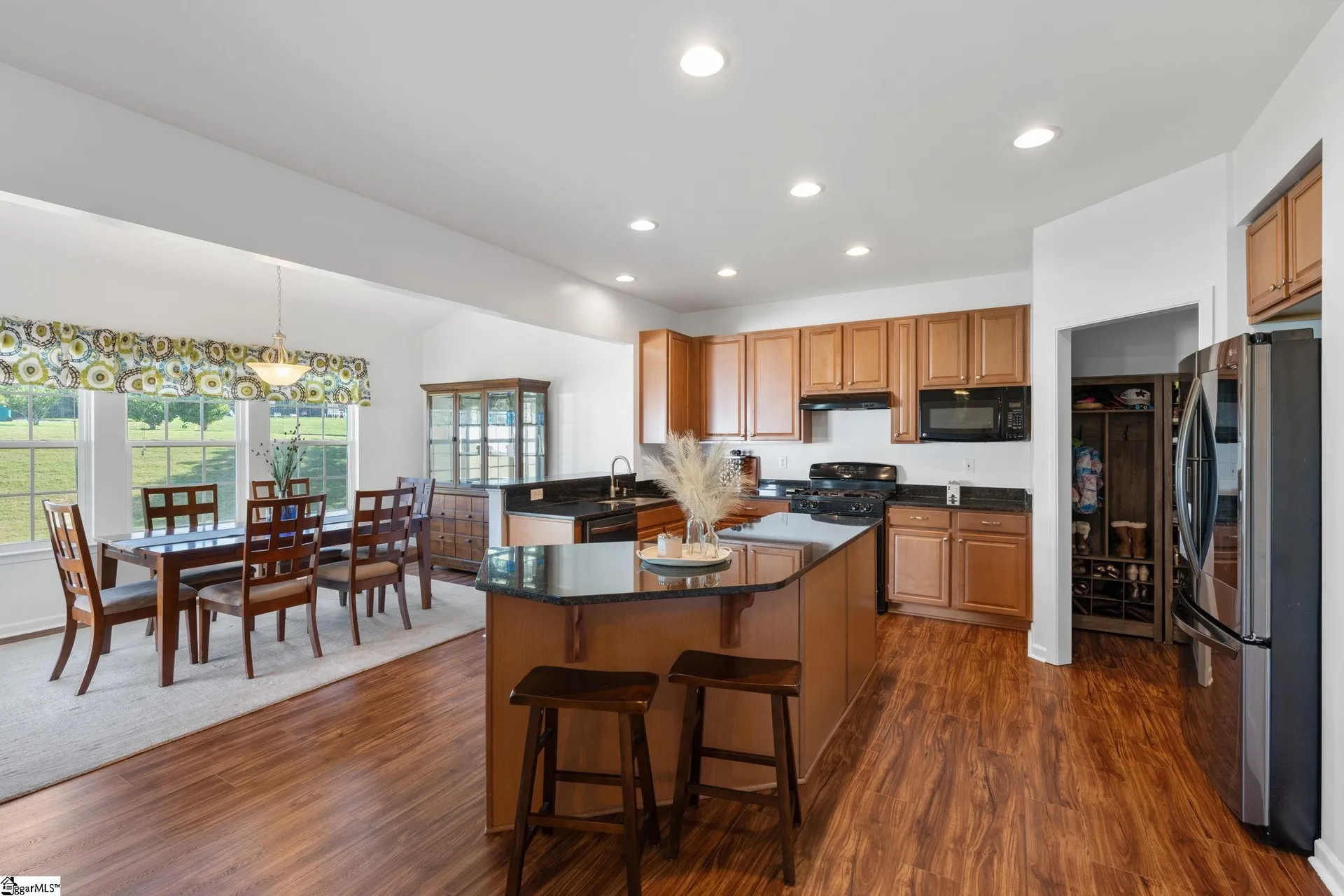 Property image 3 at 100 Neves Drive, Greenville, SC 29607