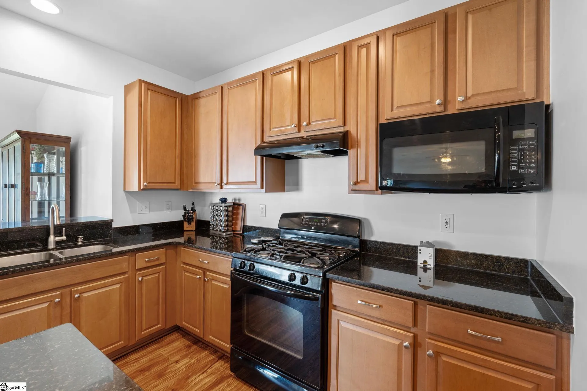 Property image 4 at 100 Neves Drive, Greenville, SC 29607