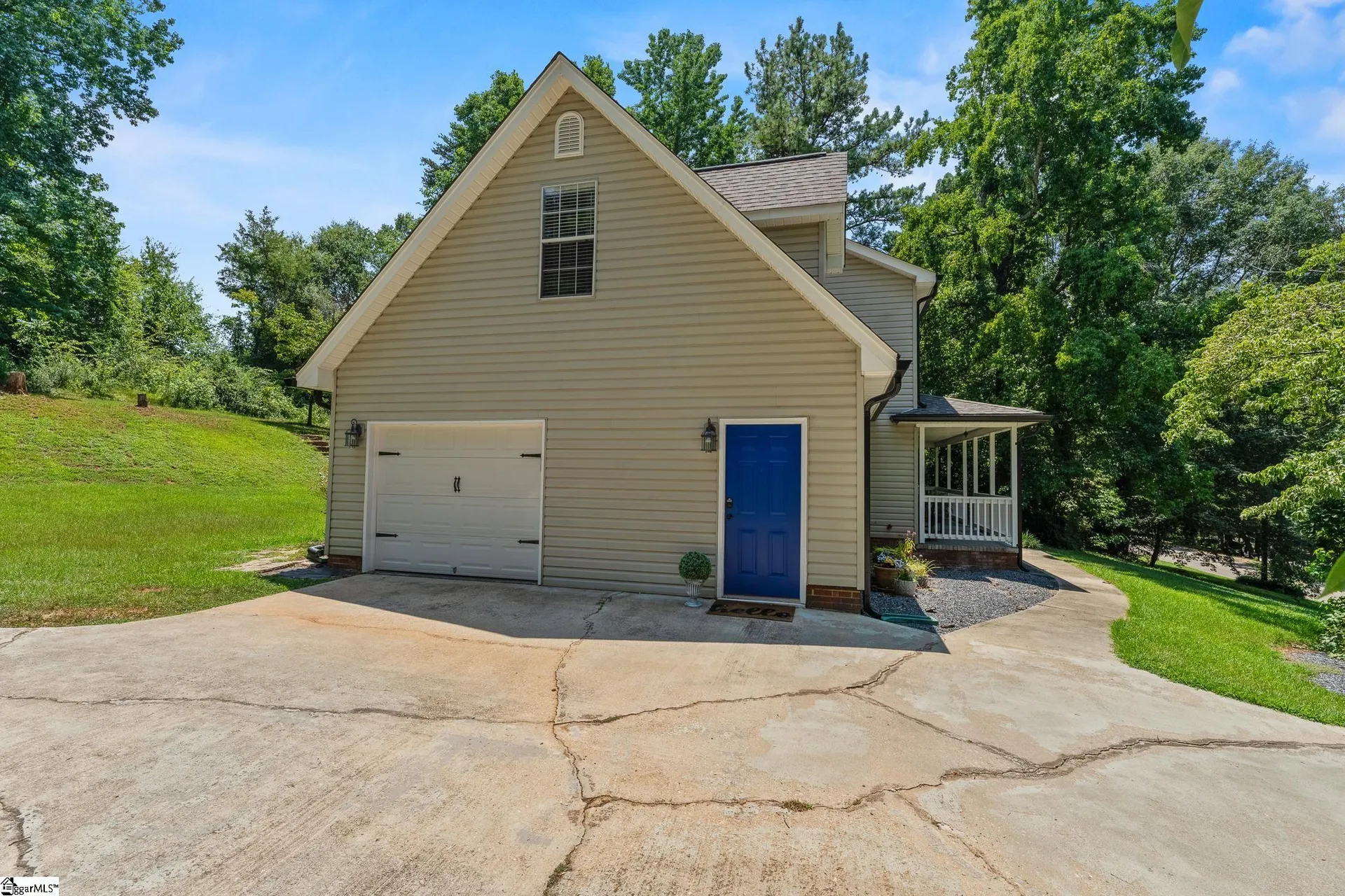 Property image 4 at 411 Palmetto Drive, Greer, SC 29651-5921