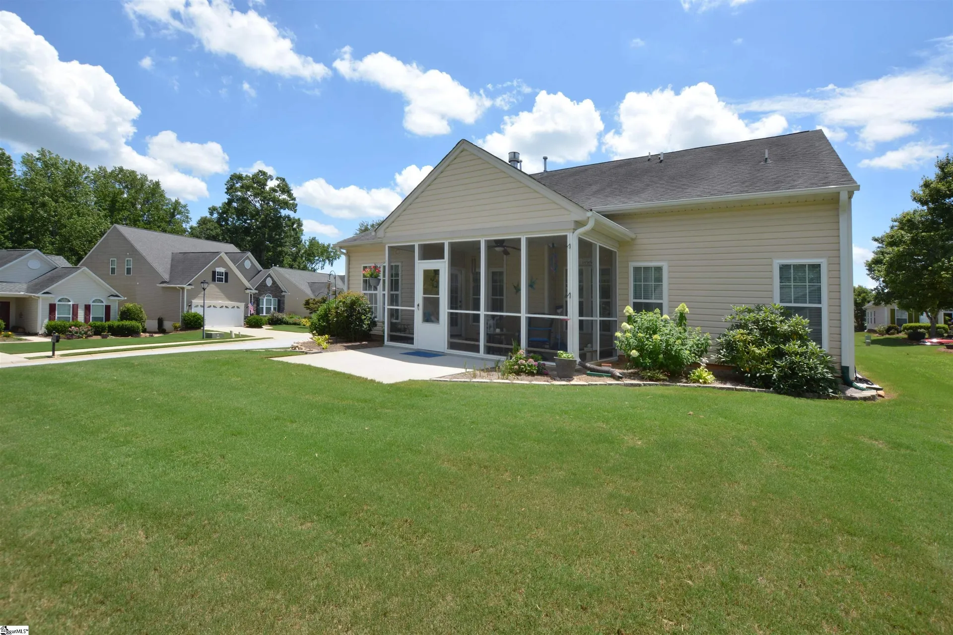 Property image 4 at 2 Bamburg Brae Court, Simpsonville, SC 29681