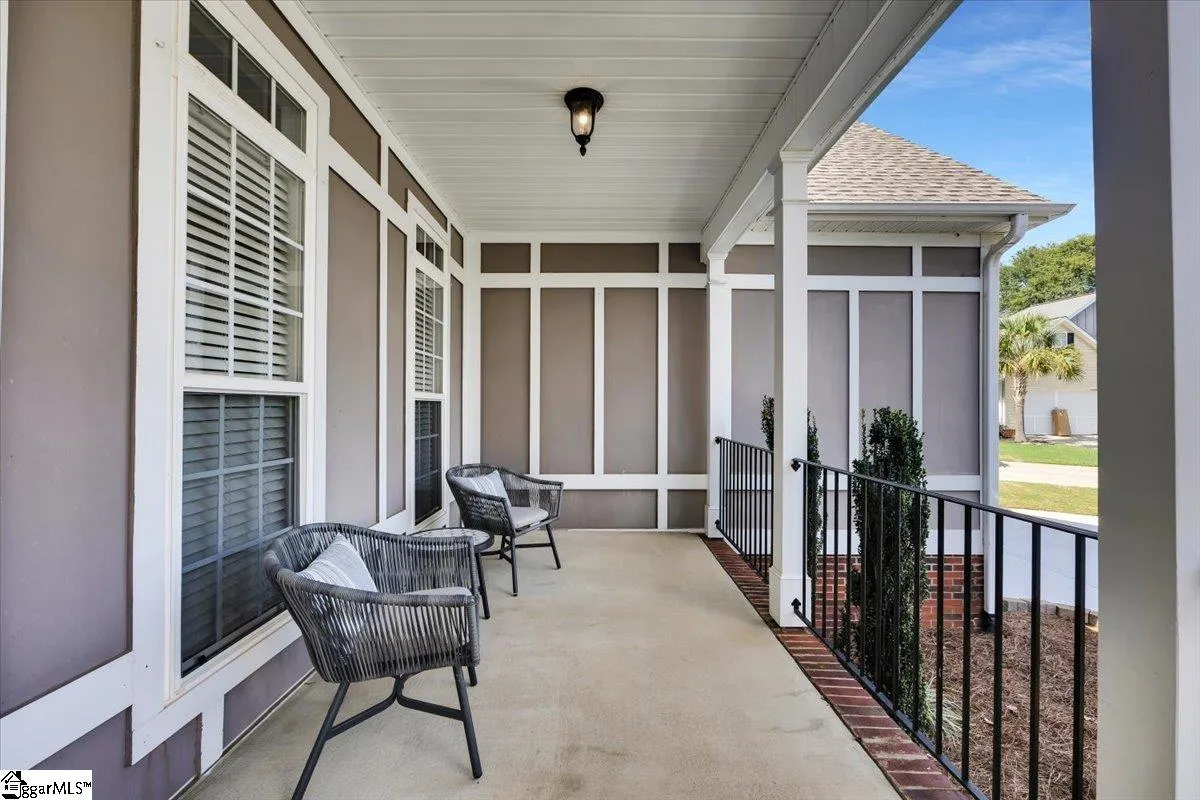 Property image 4 at 11 Manorwood Court, Simpsonville, SC 29681