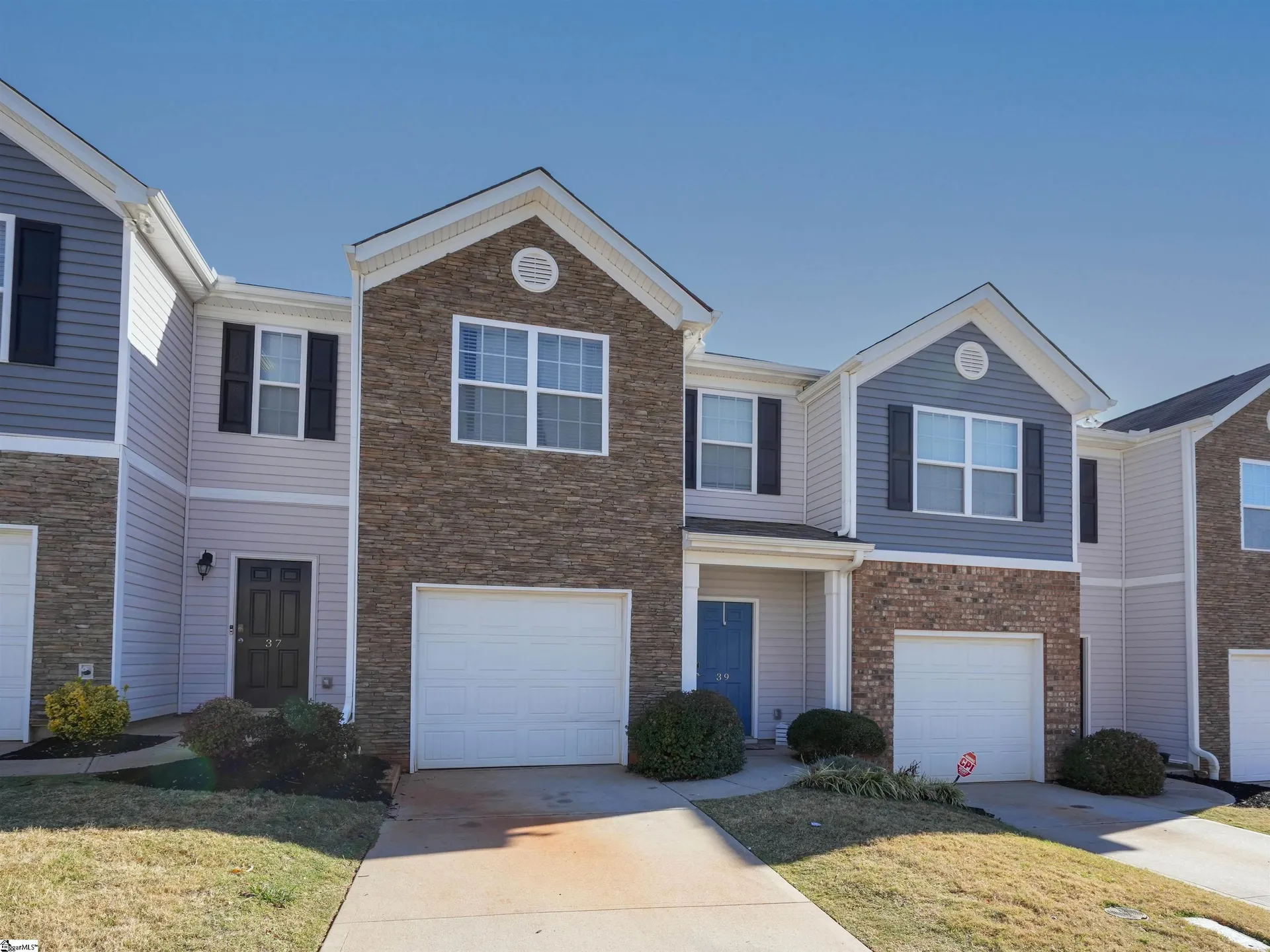 Property image 2 at 39 Moorlyn Lane, Greer, SC 29650