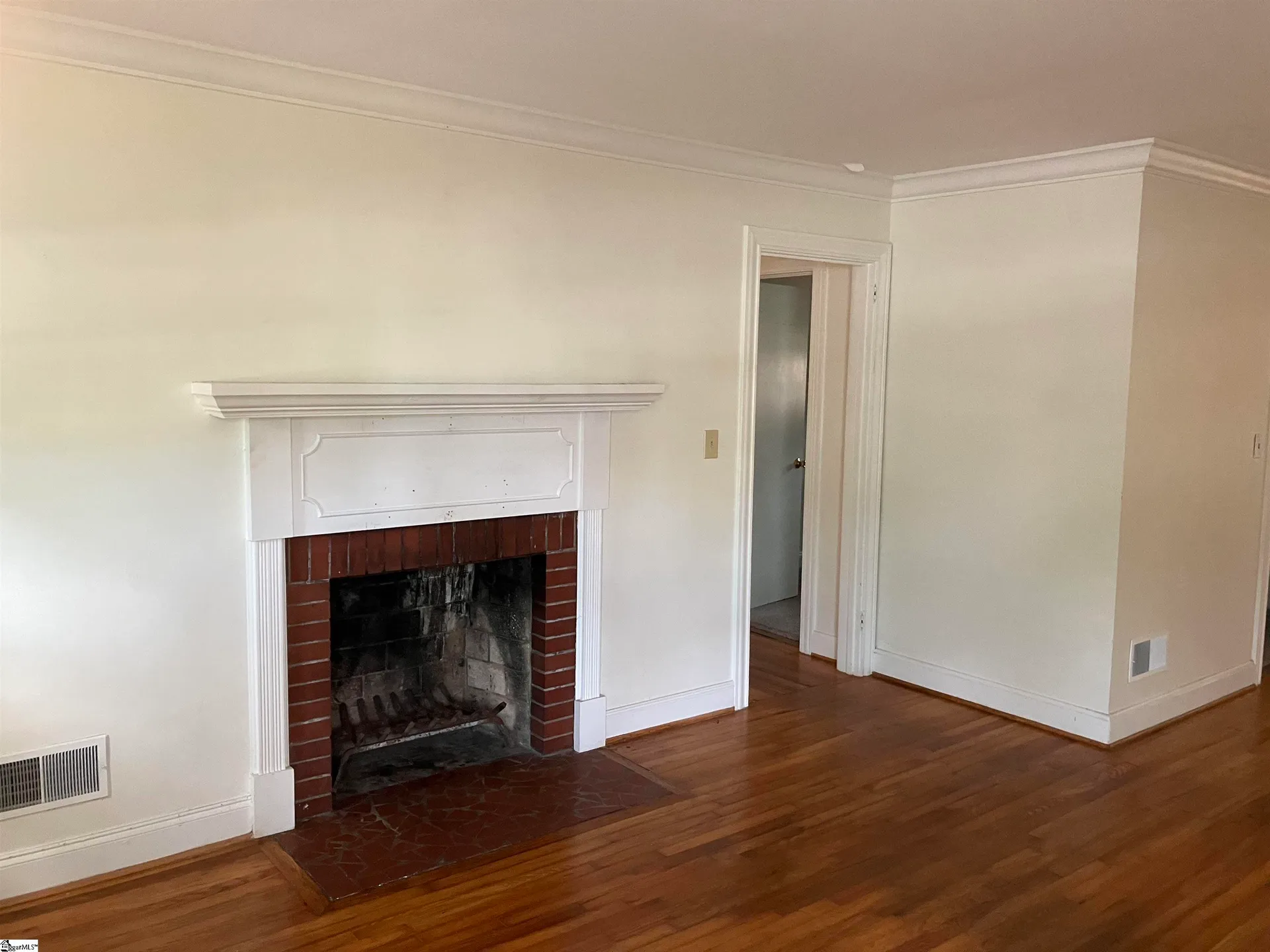 Property image 2 at 502 Dellwood Drive, Greenville, SC 29609