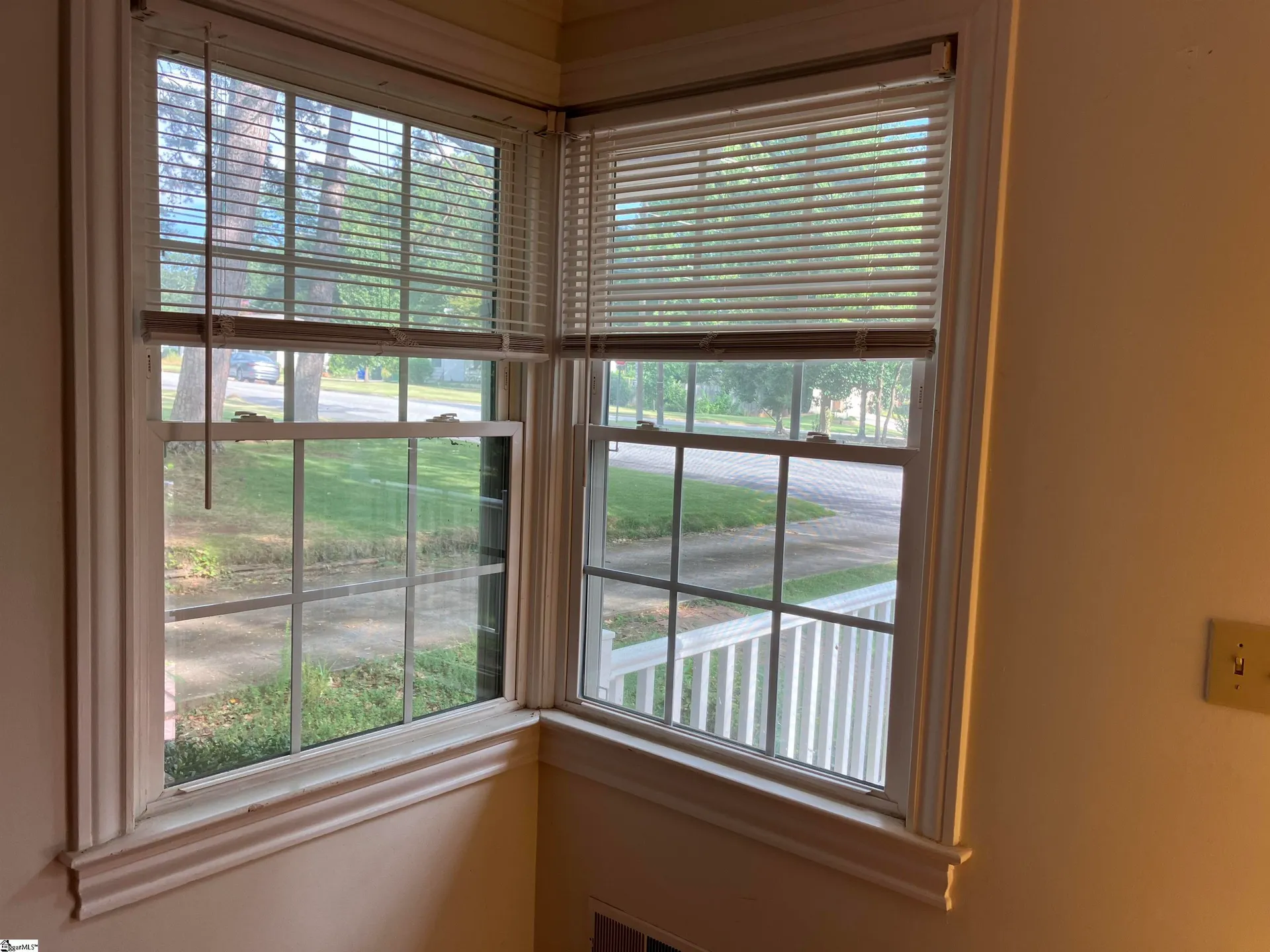 Property image 4 at 502 Dellwood Drive, Greenville, SC 29609