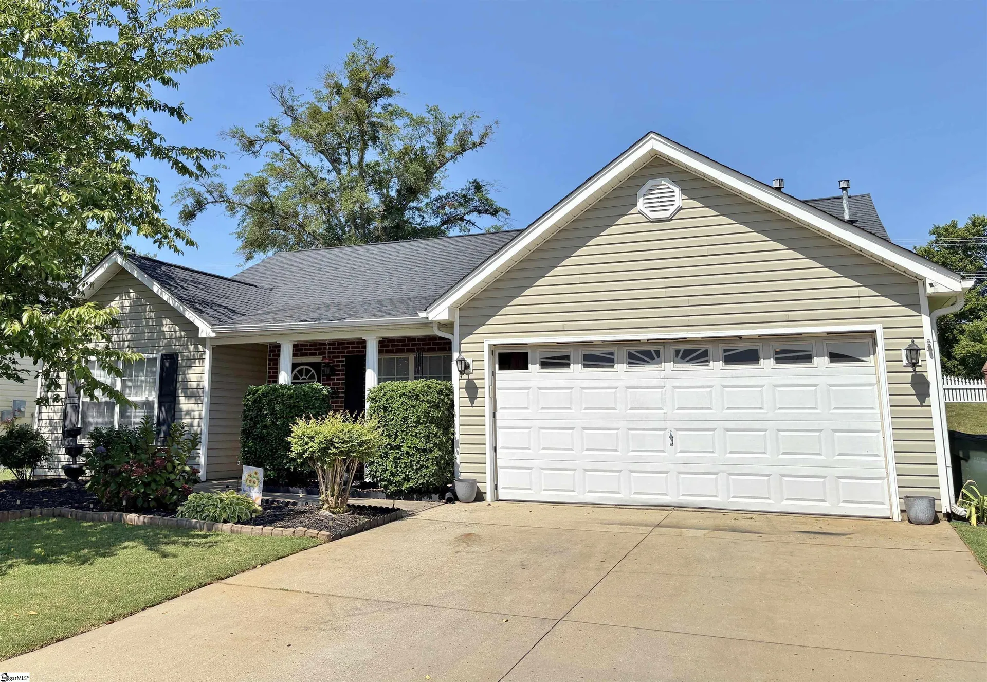 Property image 4 at 15 Seaside Lane, Greer, SC 29650