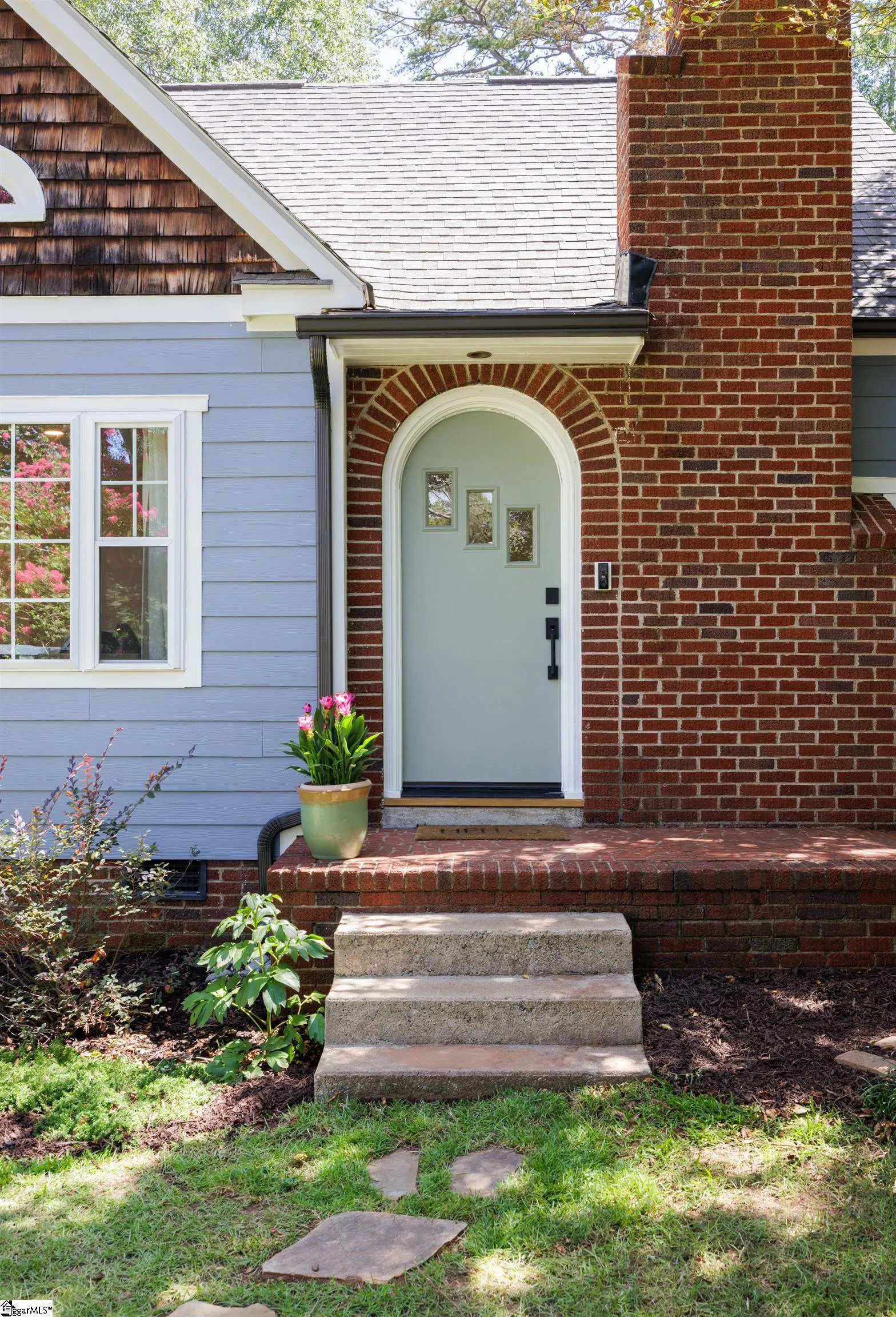 Property image 2 at 13 Woodville Avenue, Greenville, SC 29607