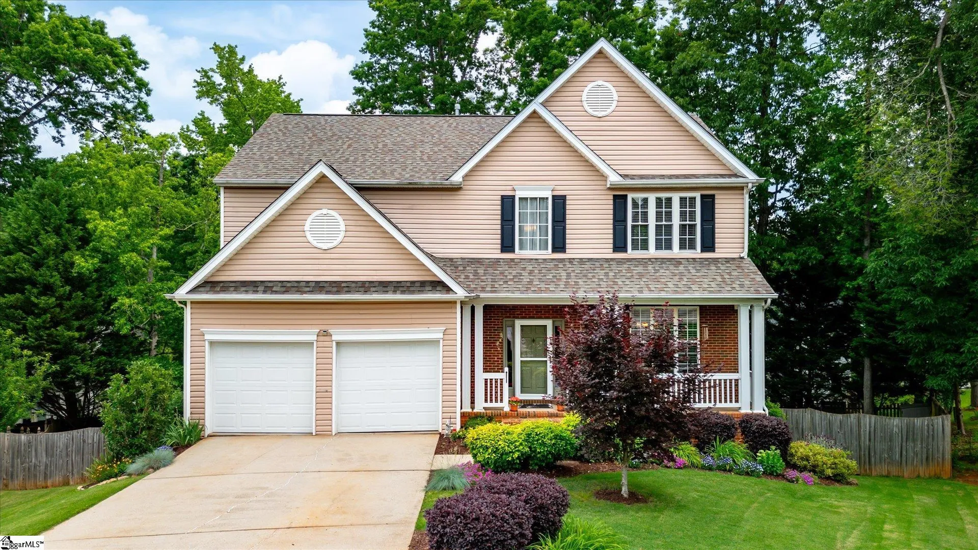 14 Bluff Ridge Court