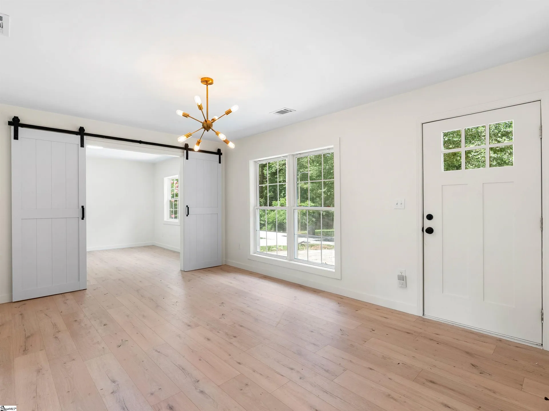 Property image 4 at 1 Lamar Circle, Greenville, SC 29605