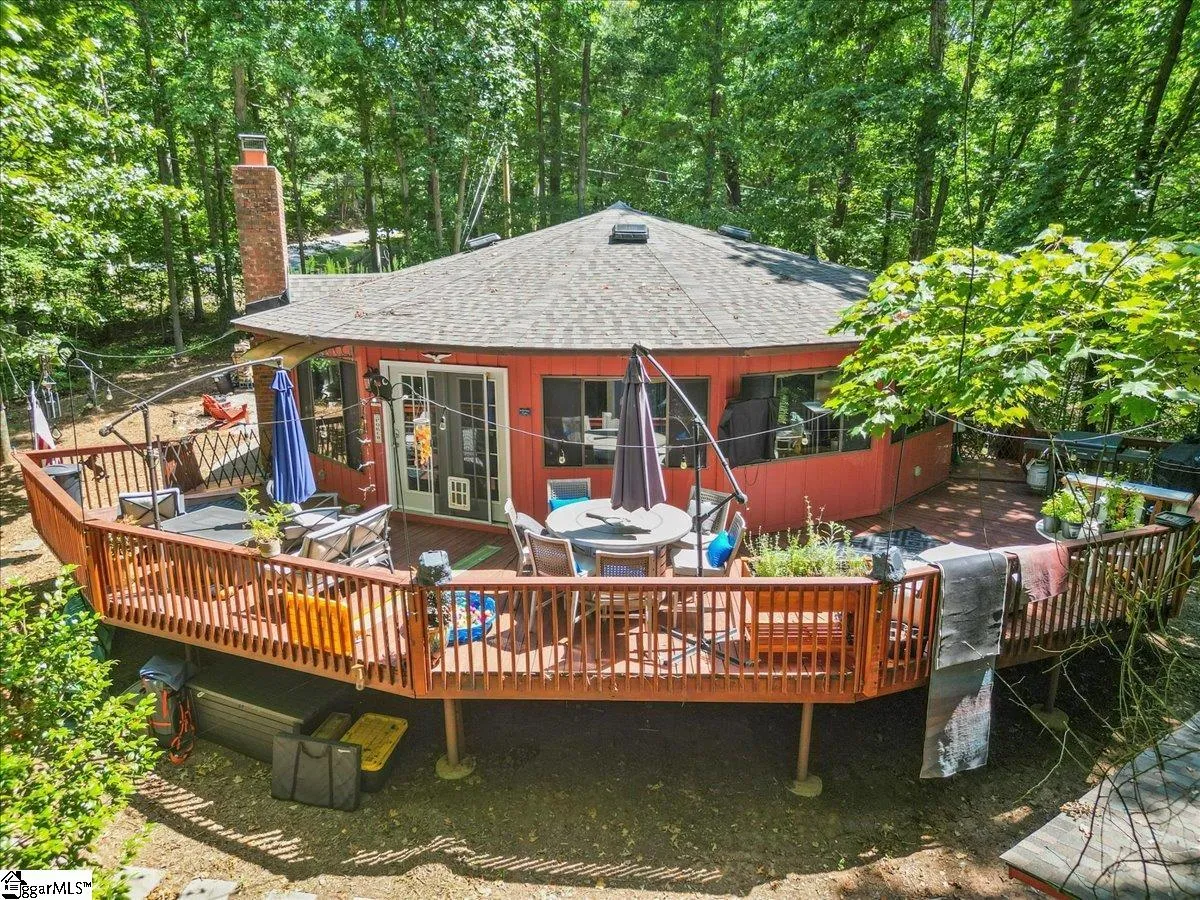 834 S Hogan Drive