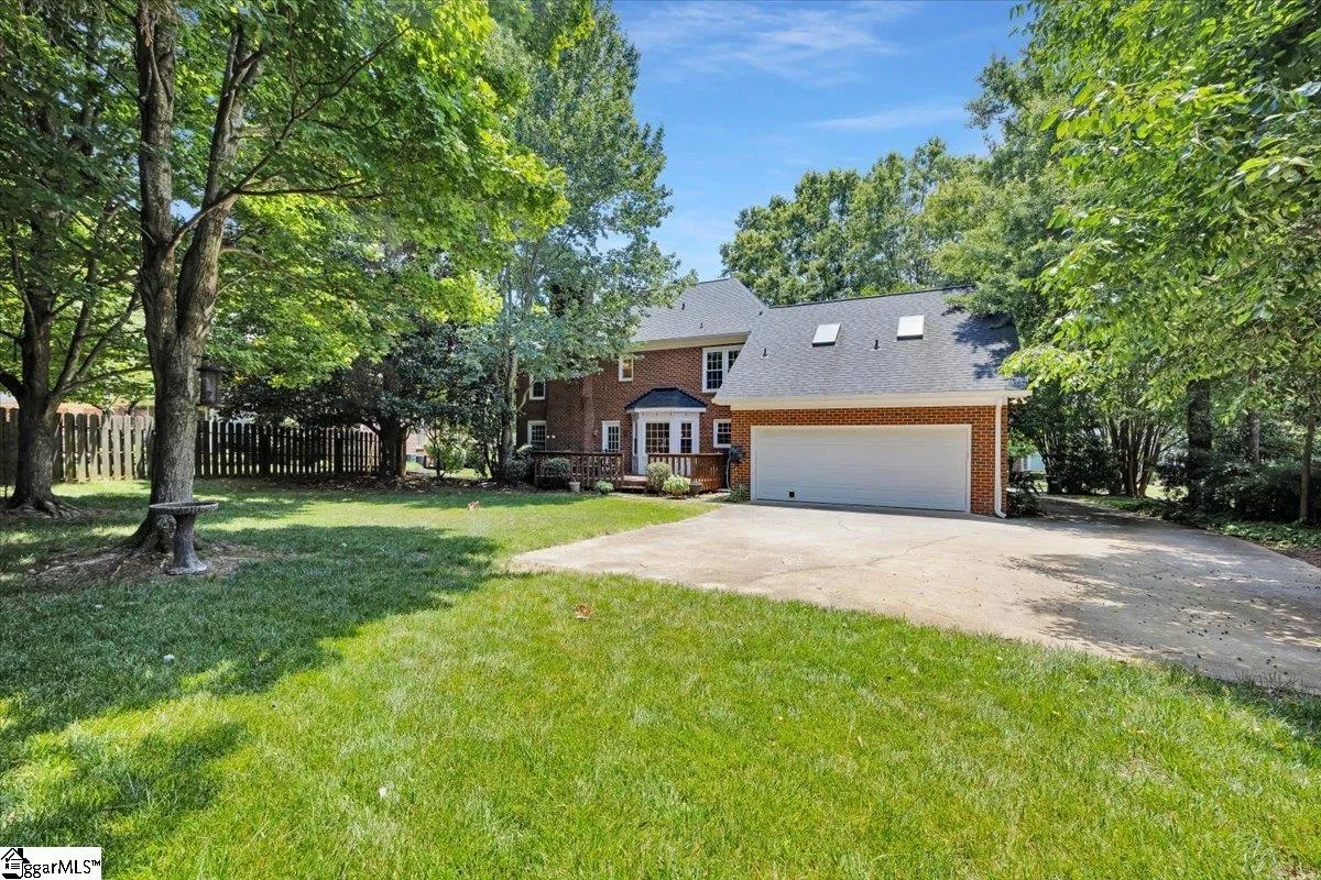 Property image 4 at 203 Autumn Road, Greer, SC 29650