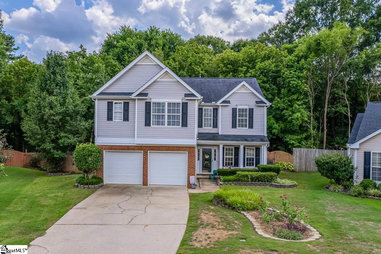 Fairview Lake, Simpsonville Community
