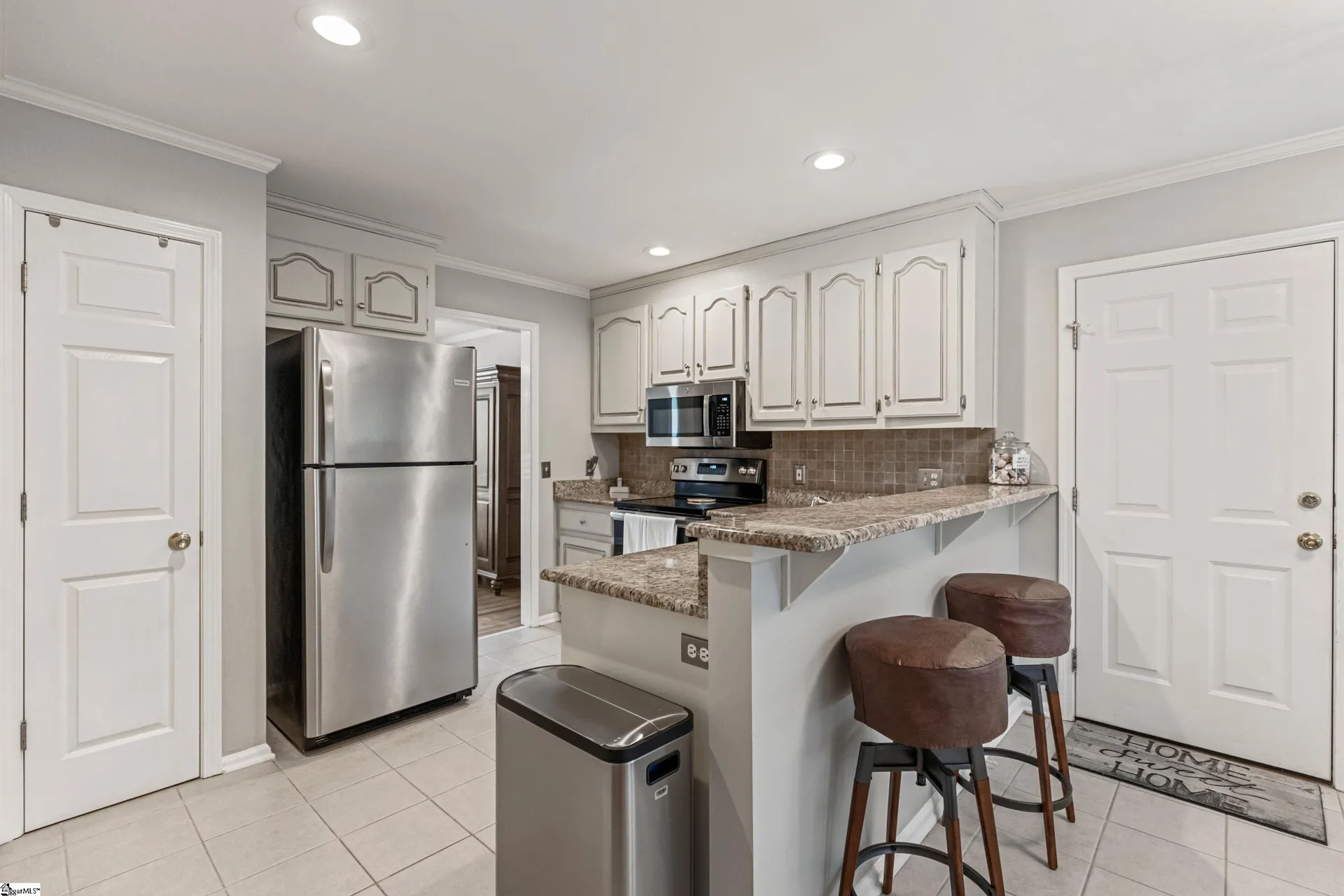 Property image 4 at 17 Julesking Court, Greenville, SC 29609