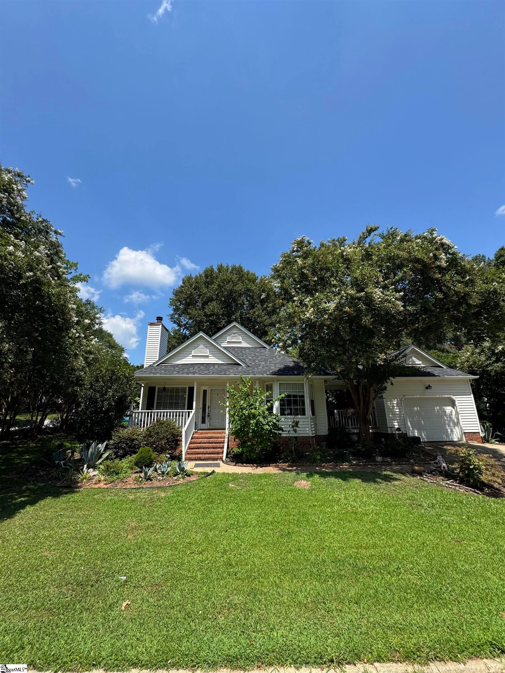 501 Dunwoody Drive