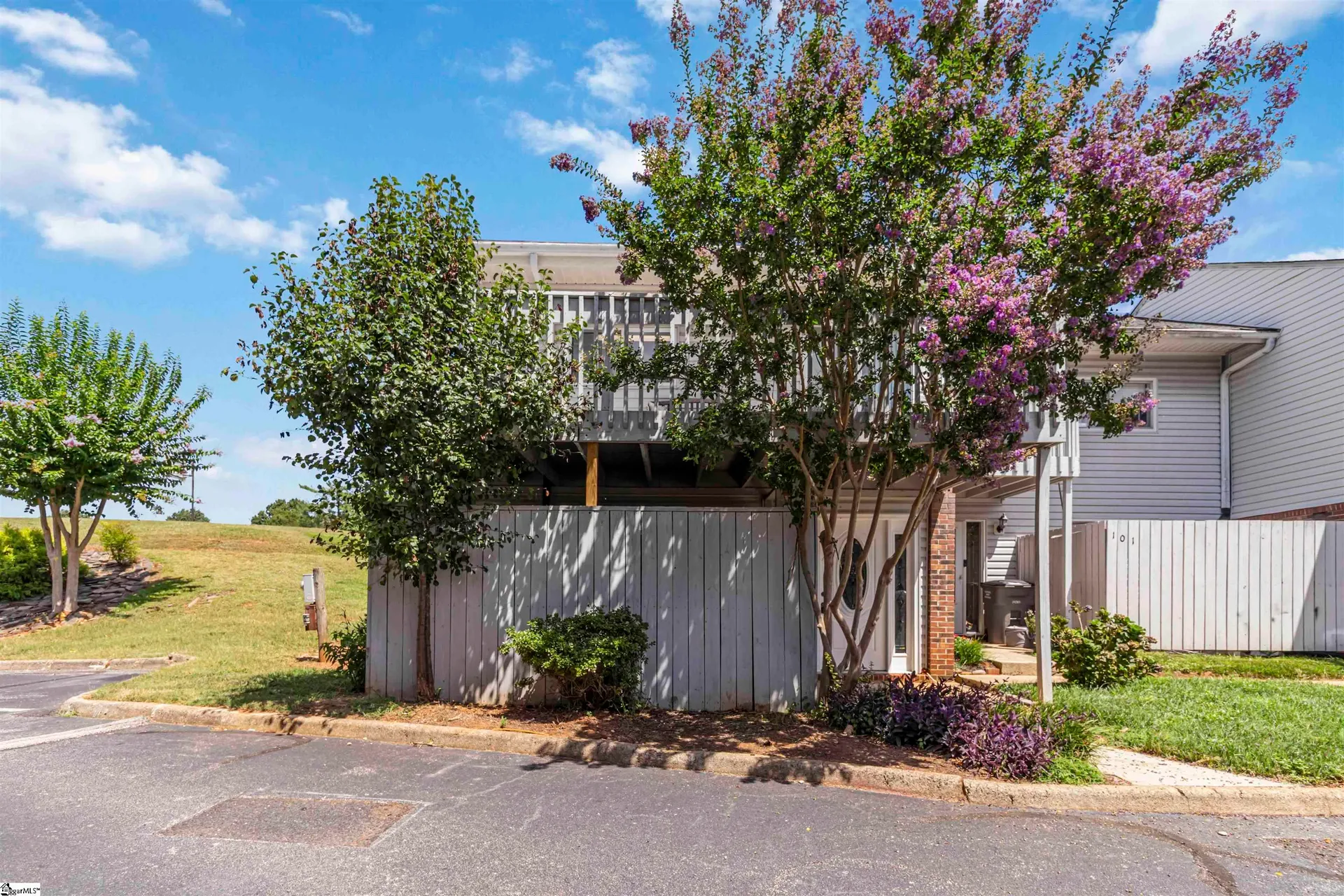 Property image 2 at 100 Genoa Court, Greenville, SC 29611