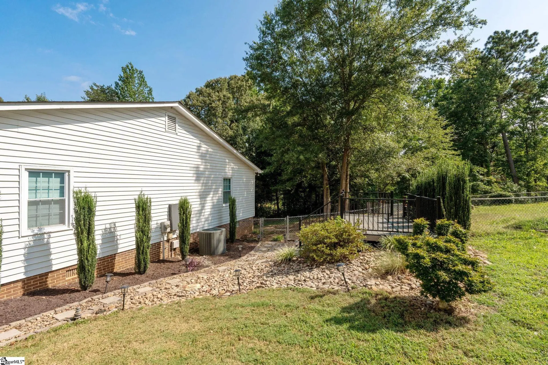 Property image 3 at 4 Mountain Chase, Taylors, SC 29687