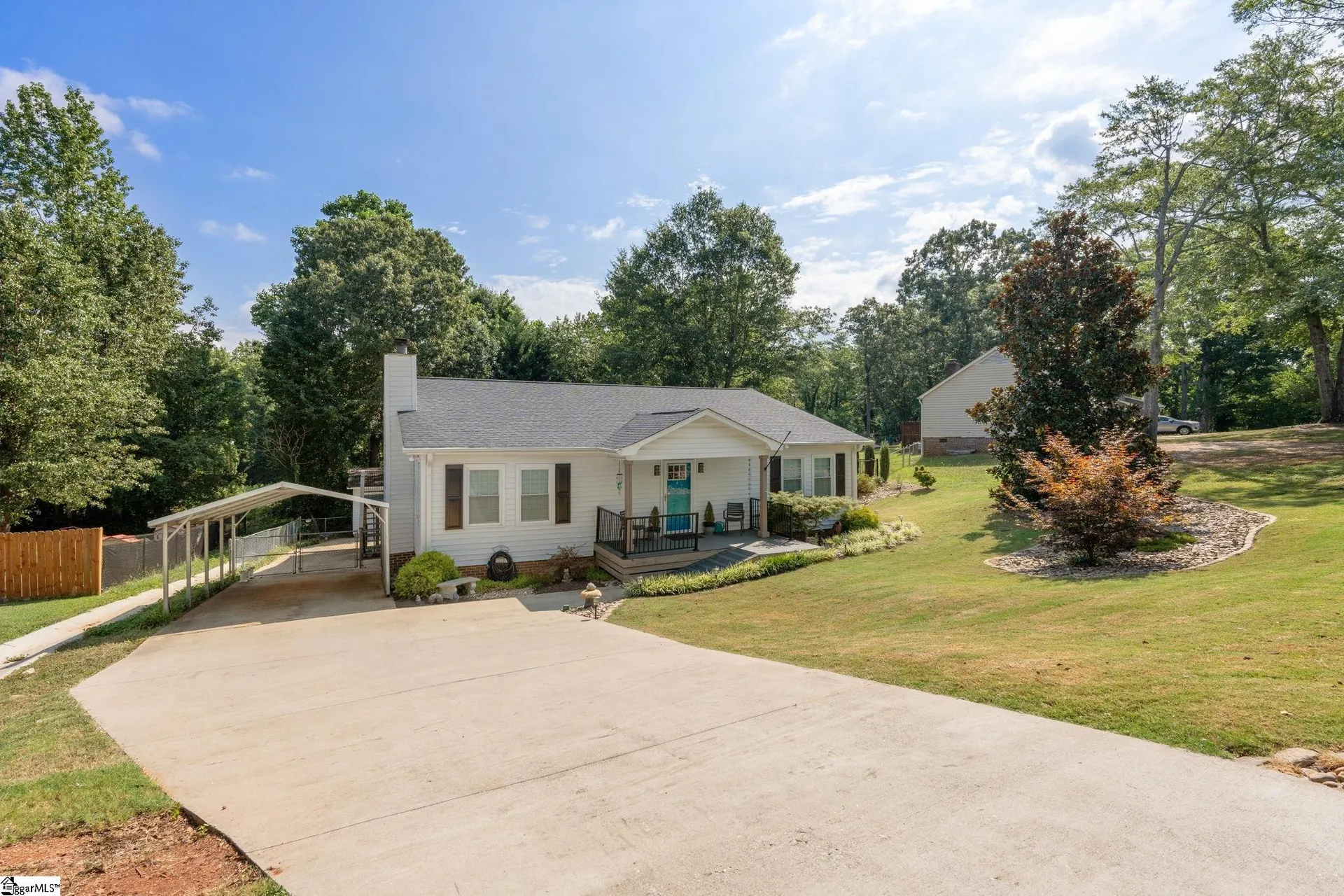 Property image 4 at 4 Mountain Chase, Taylors, SC 29687
