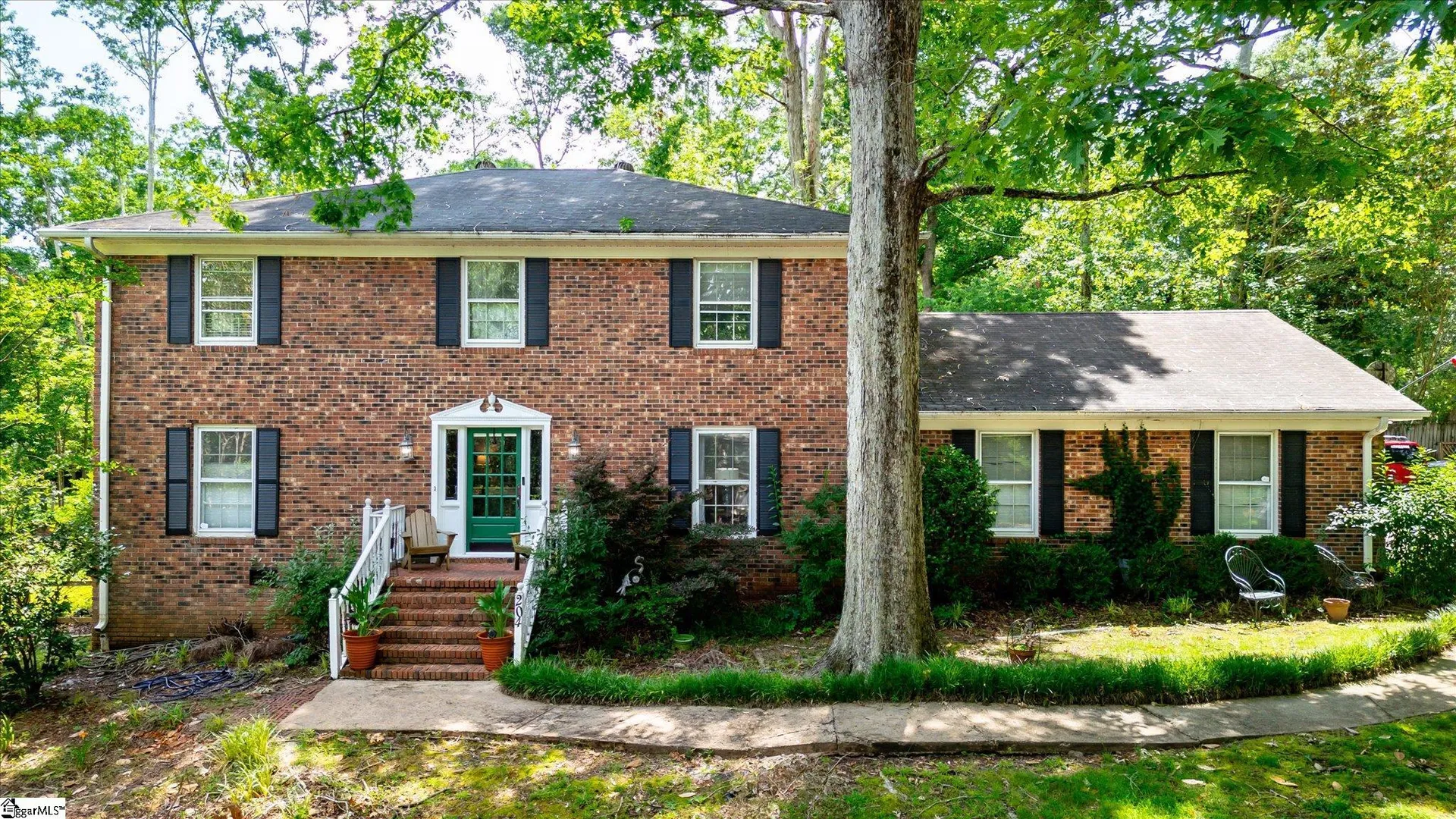 Property image 2 at 204 Camelot Drive, Simpsonville, SC 29681