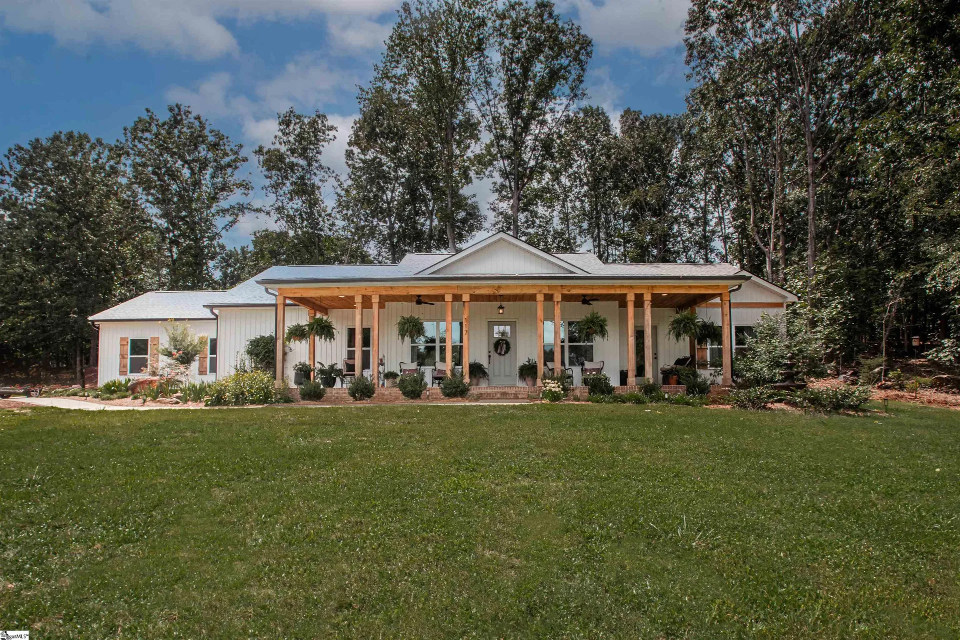 117 E Peninsula Drive