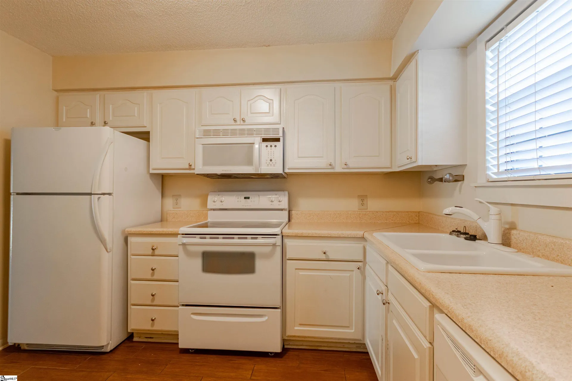 Property image 2 at 812 Reid School Road, Taylors, SC 29687