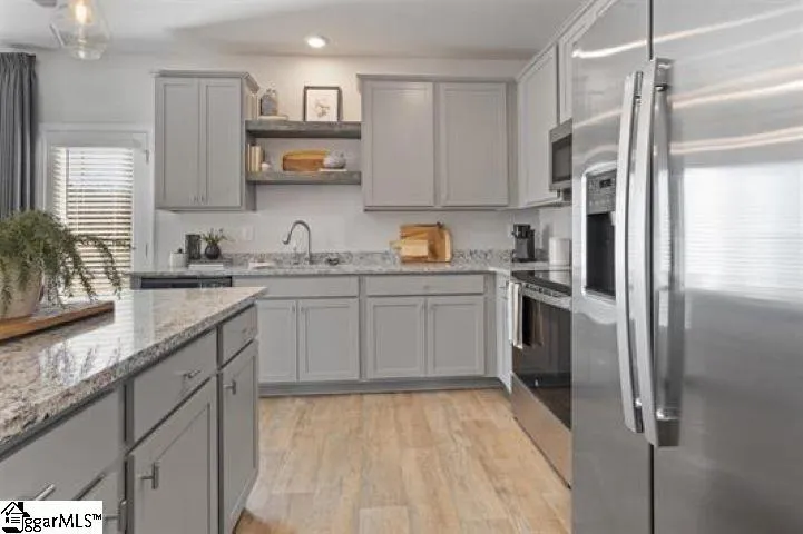 Property image 2 at 301 Heswall Court, Greenville, SC 29605
