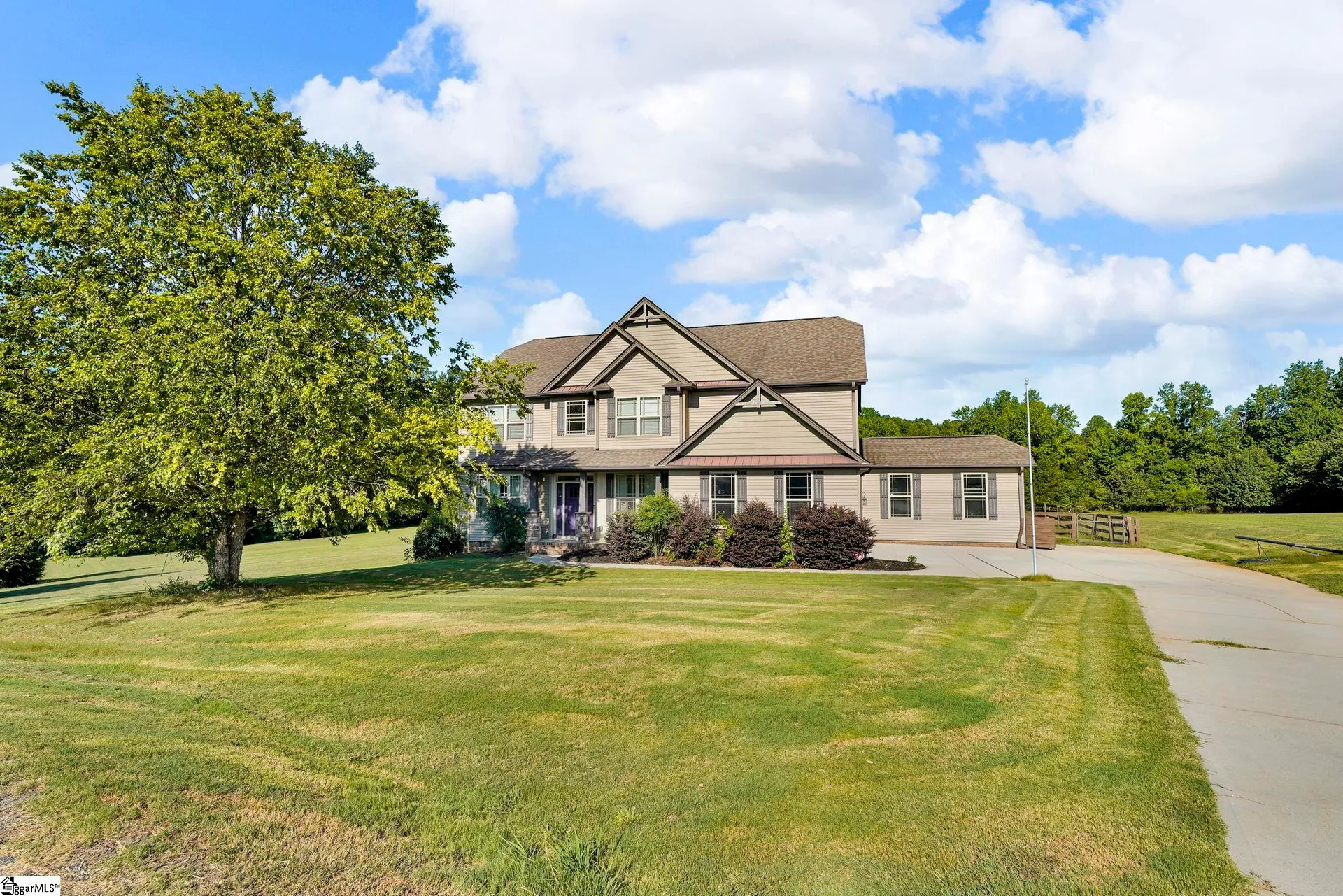 Hillside Plantation, Travelers Rest Community