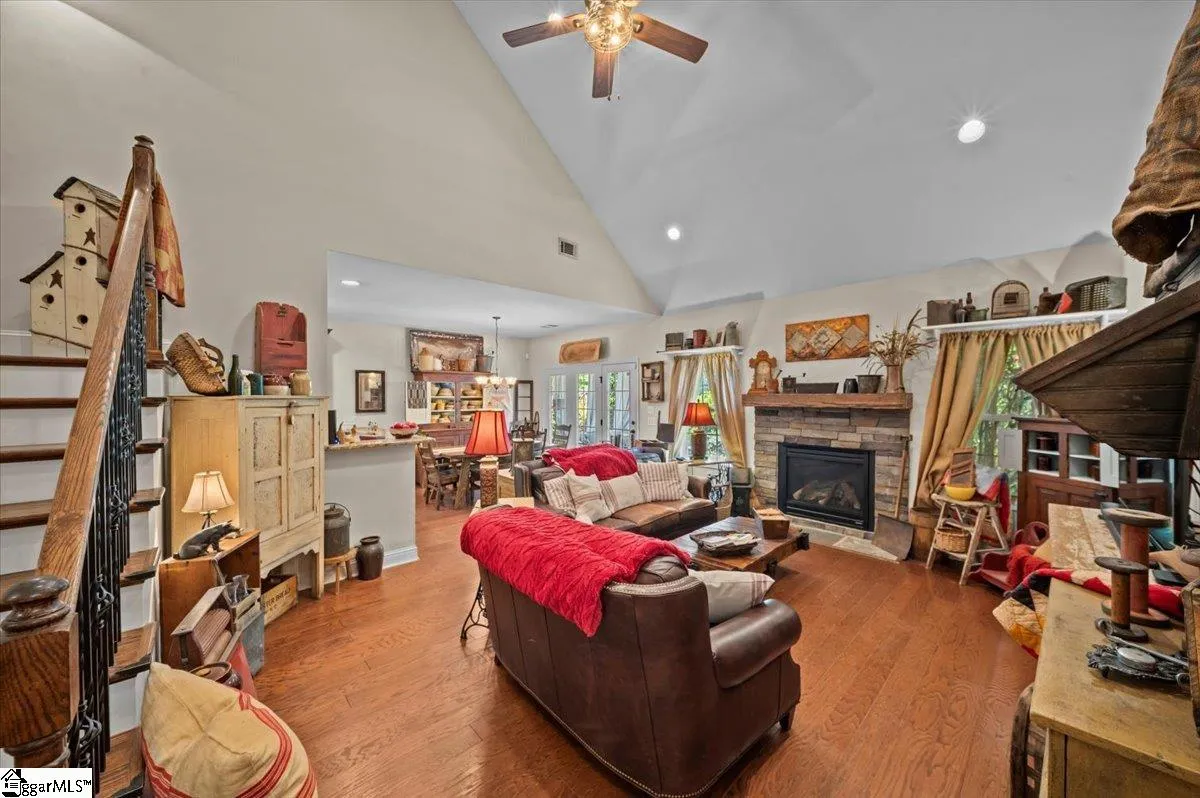 Property image 5 at 12 Moss Wood Circle, Simpsonville, SC 29681