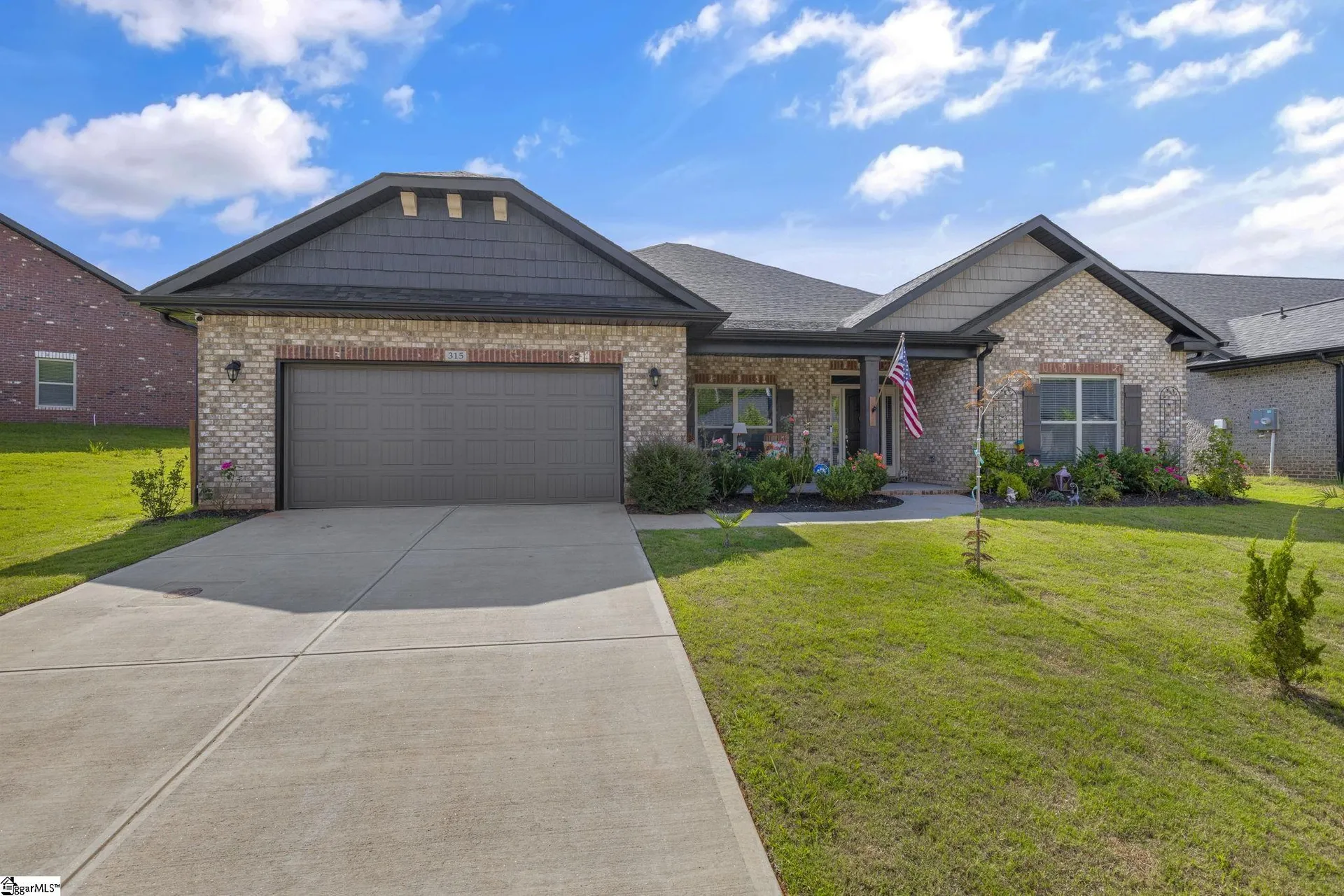 Property image 3 at 315 Rolling Waters Drive, Greenville, SC 29605