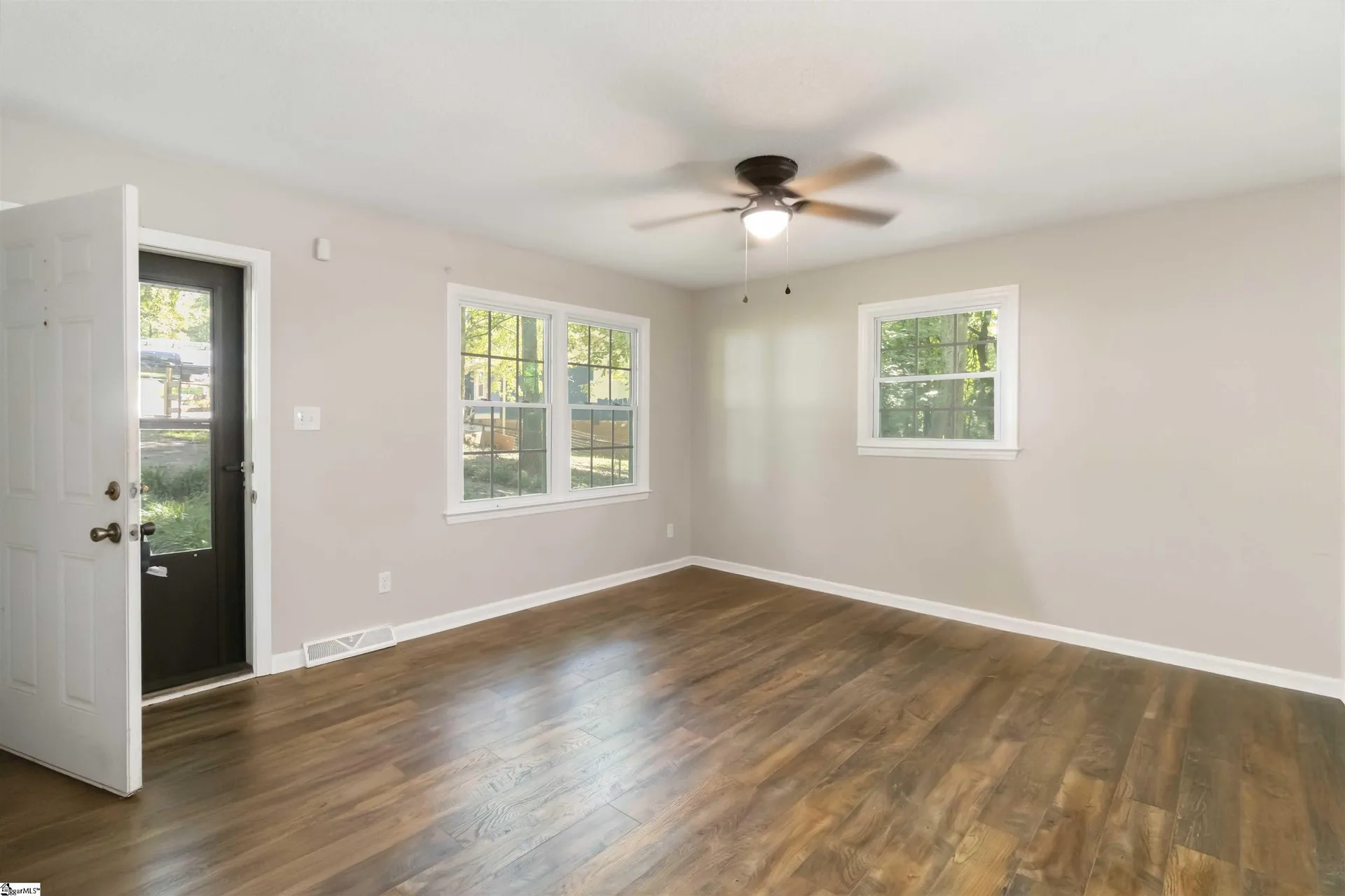Property image 4 at 102 Padgett Court, Wellford, SC 29385