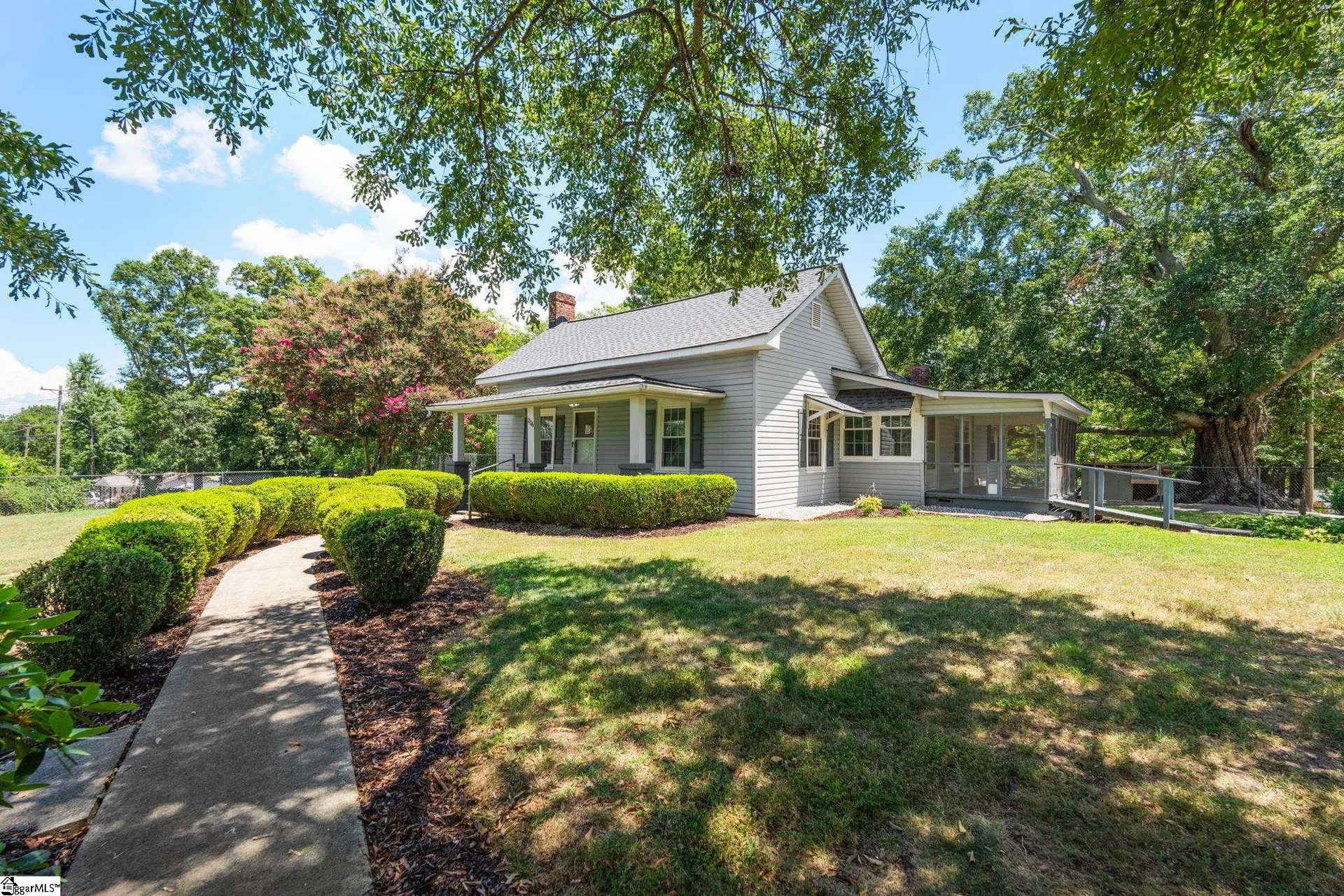 Property image 3 at 206 Ivydale Drive, Greenville, SC 29609