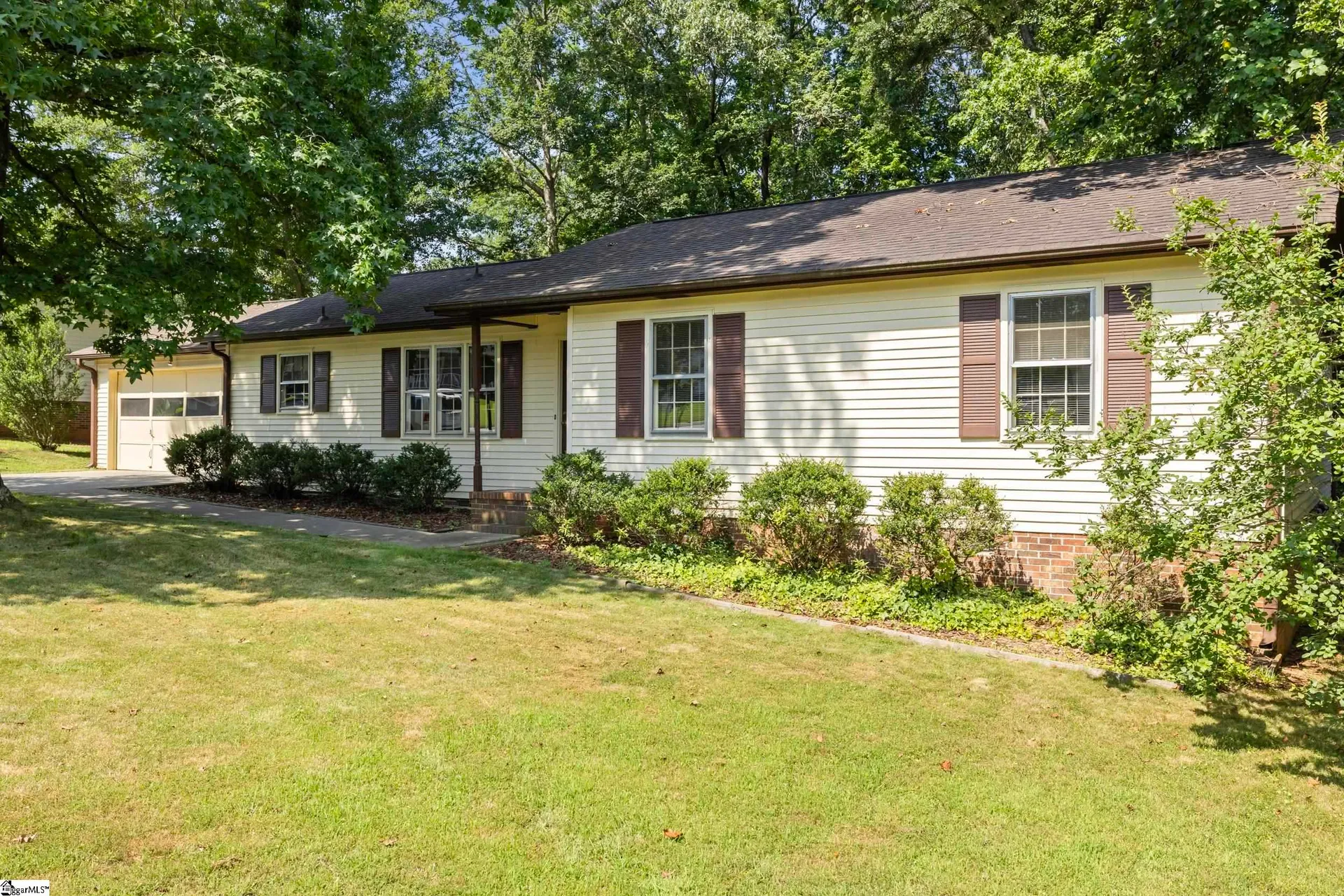 Property image 3 at 816 Brentwood Way, Simpsonville, SC 29680