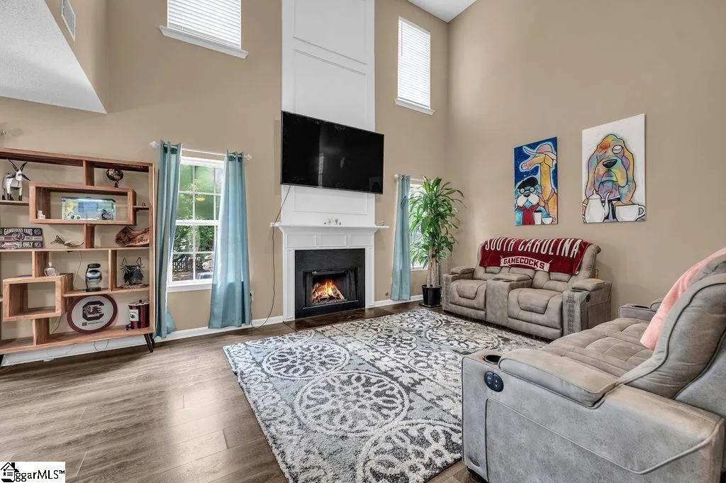 Property image 4 at 217 Sandy Lane, Greenville, SC 29605