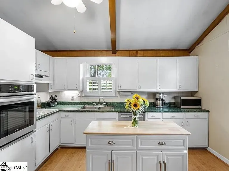 Property image 5 at 703 Edwards Road, Greenville, SC 29615