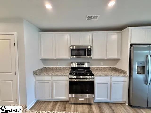 Property image 2 at 1255 Forestbrook Lane, Spartanburg, SC 29303