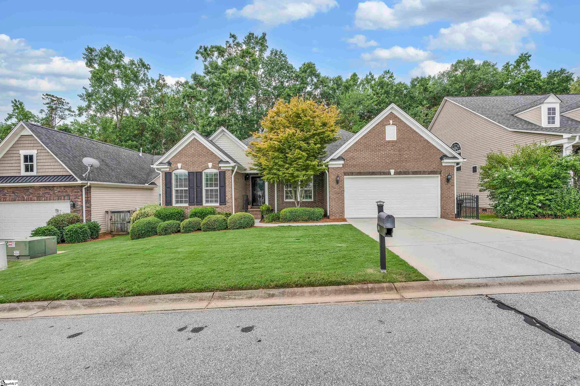 Property image 3 at 301 Allendale Abbey Lane, Simpsonville, SC 29681