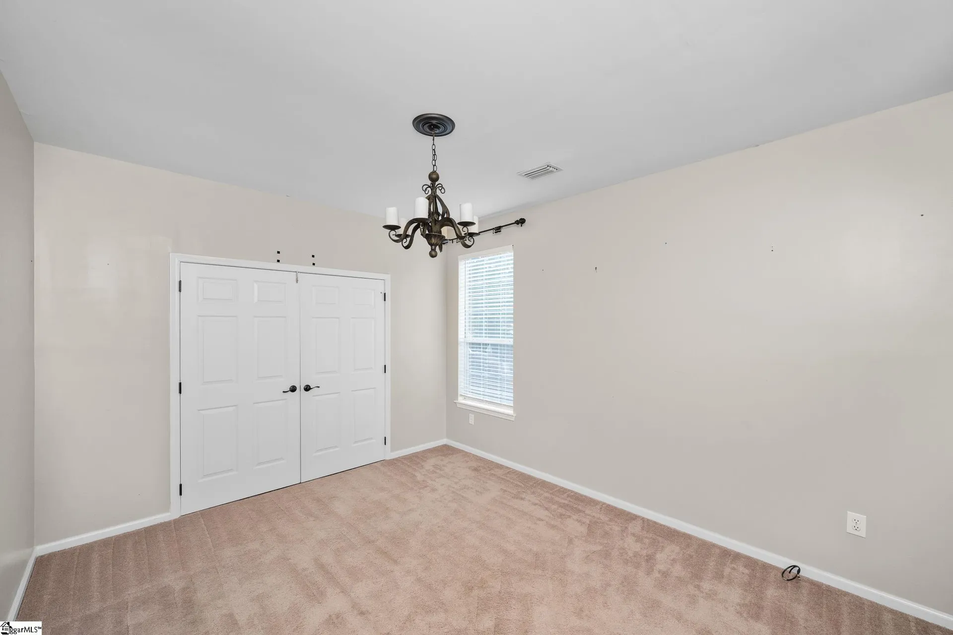 Property image 5 at 7 Ladybird Court, Simpsonville, SC 29680