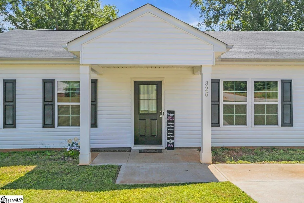 Property image 2 at 326 Anchor Road, Greenville, SC 29617