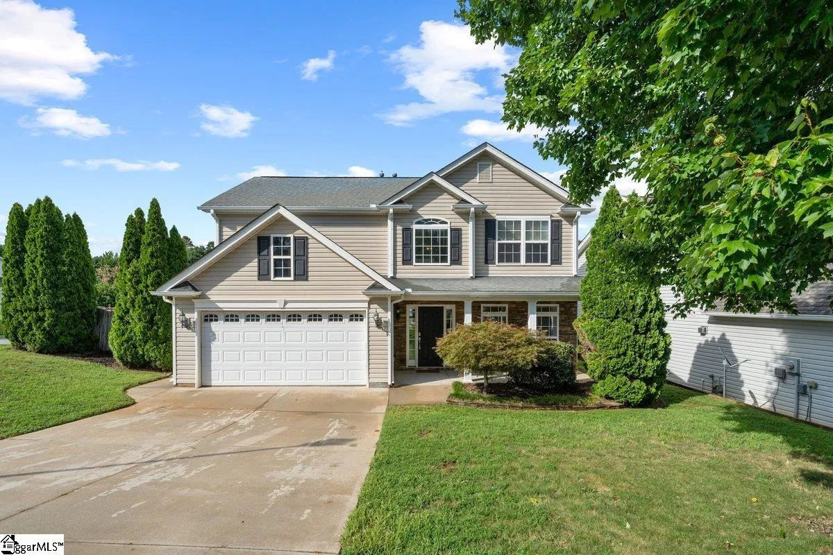 Miller Heights, Greenville Community