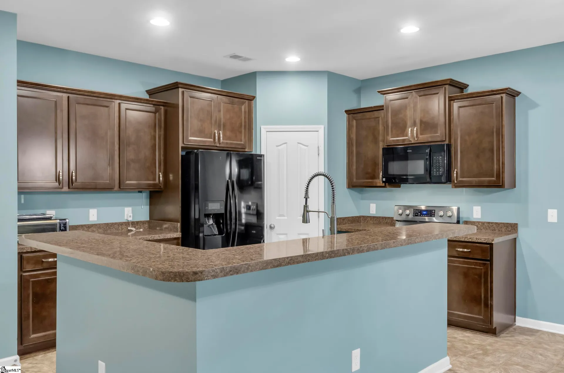 Property image 3 at 512 Riverdale Road, Simpsonville, SC 29680
