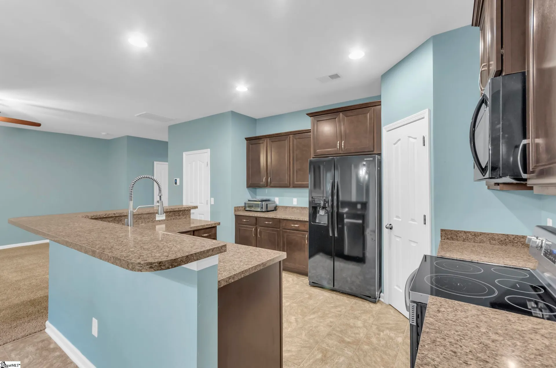 Property image 4 at 512 Riverdale Road, Simpsonville, SC 29680