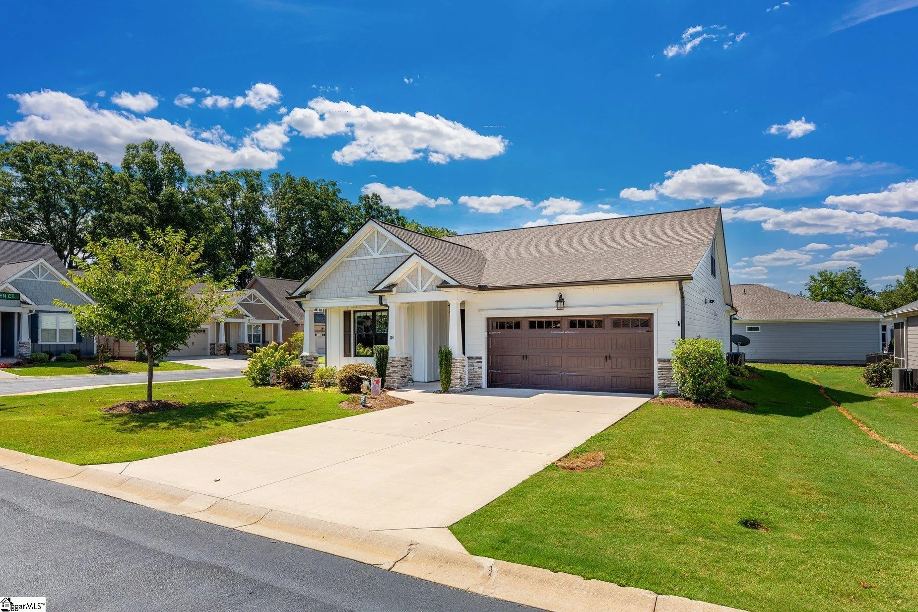 Property image 2 at 124 Sunlit Drive, Simpsonville, SC 29680