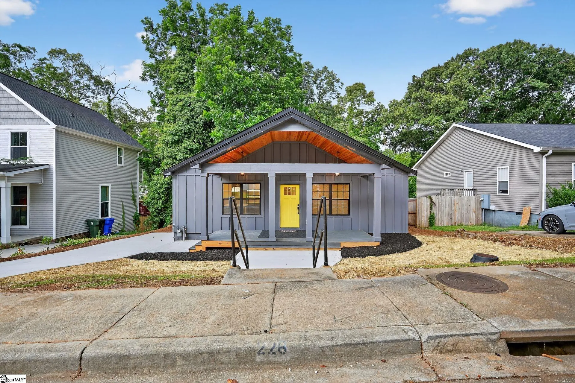 Property image 2 at 226 Maco Terrace, Greenville, SC 29607
