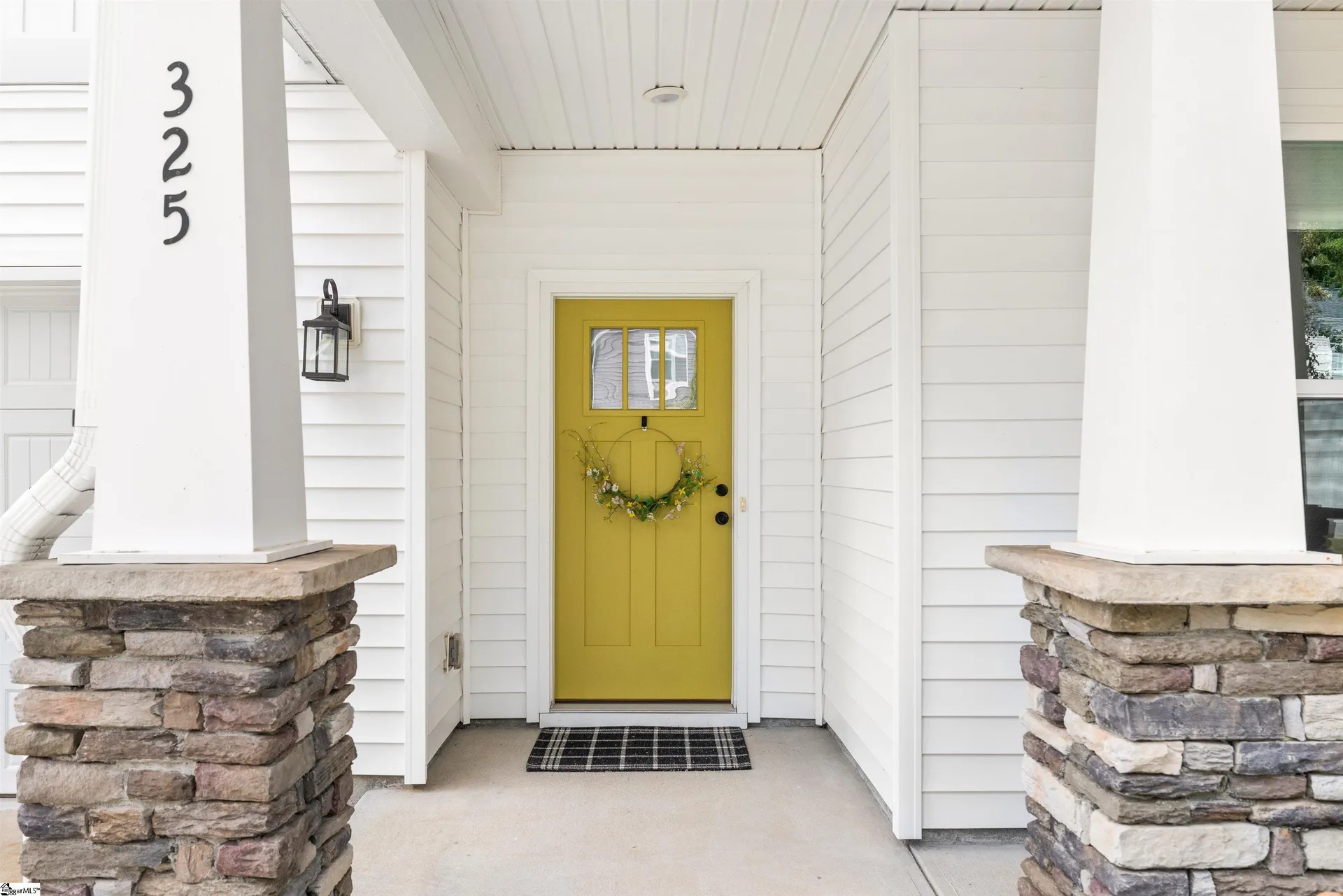 Property image 4 at 325 Kelby Street, Travelers Rest, SC 29690