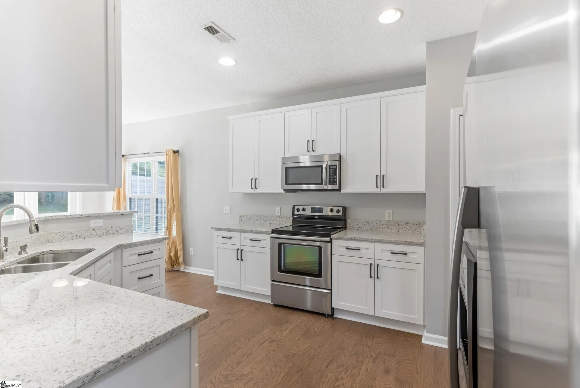 Property image 3 at 24 N Orchard Farms Avenue, Simpsonville, SC 29681