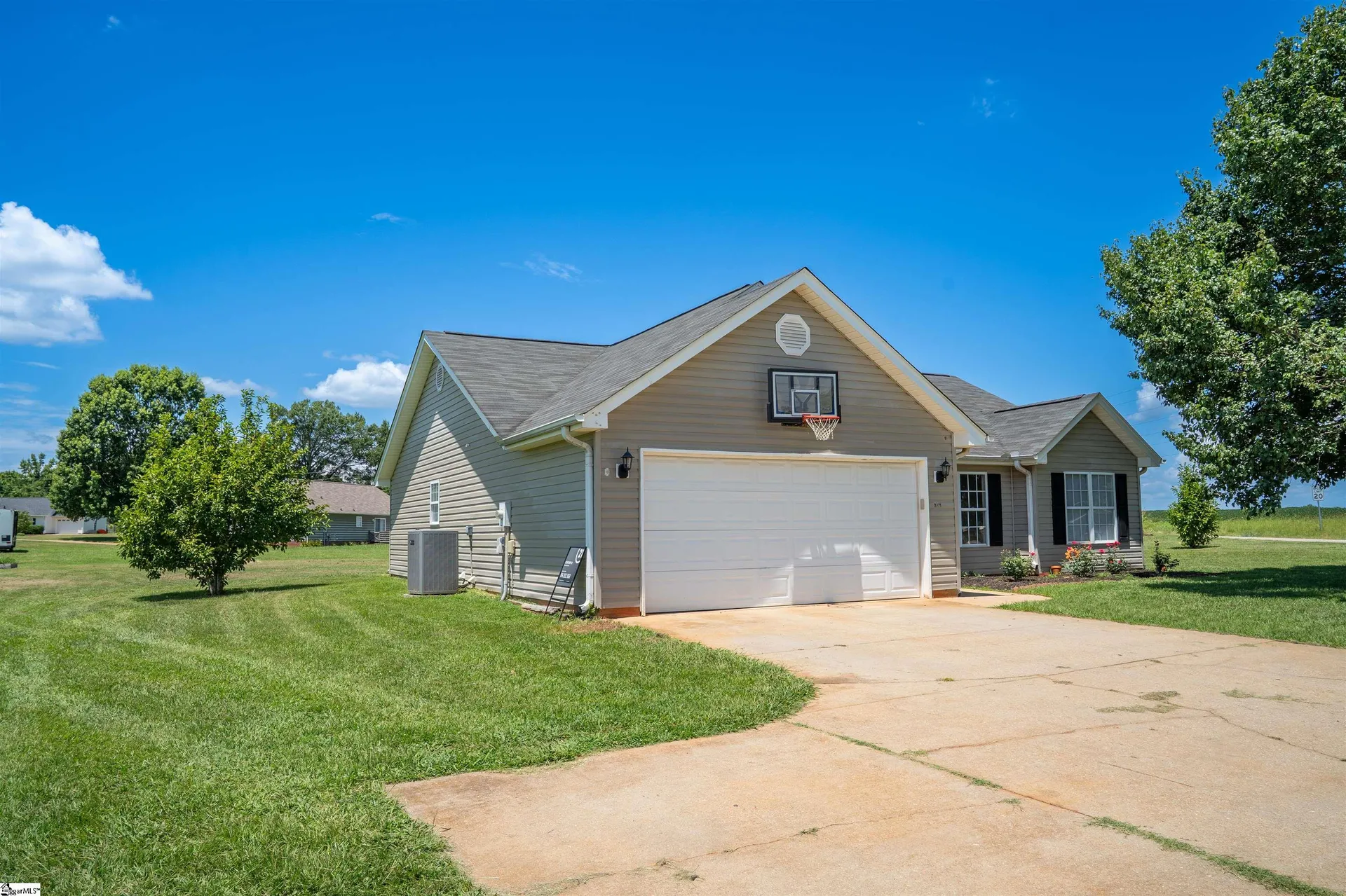Property image 4 at 575 Mountainview Road, Spartanburg, SC 29316
