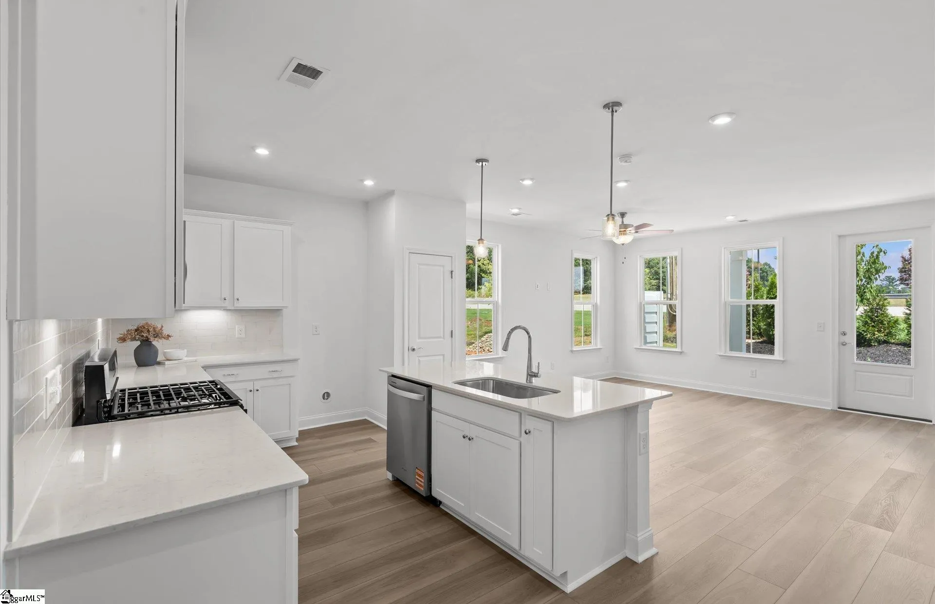 Property image 4 at 13 Merganser Court, Greenville, SC 29607
