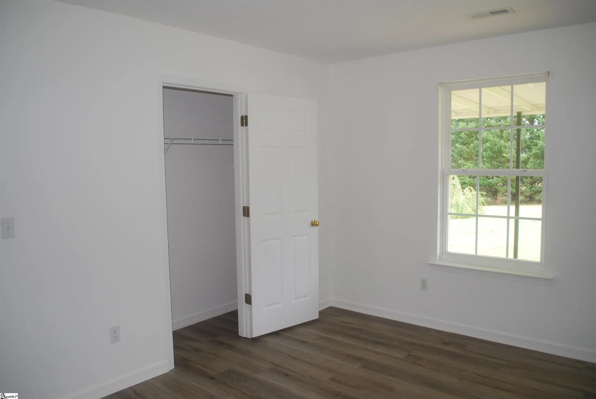 Property image 4 at 437 Roe Road, Greenville, SC 29611