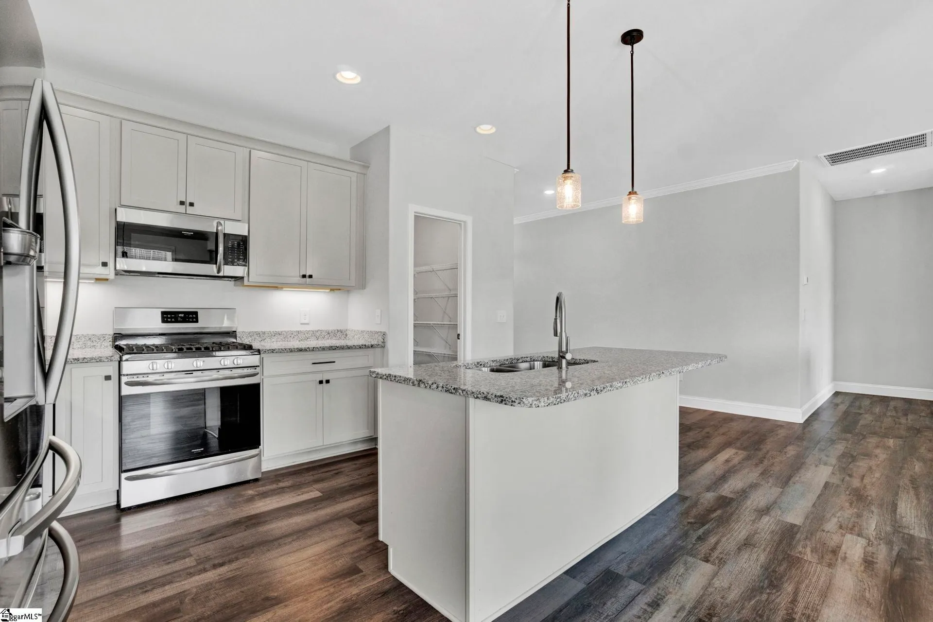 Property image 3 at 204 Claridge Way, Greer, SC 29651