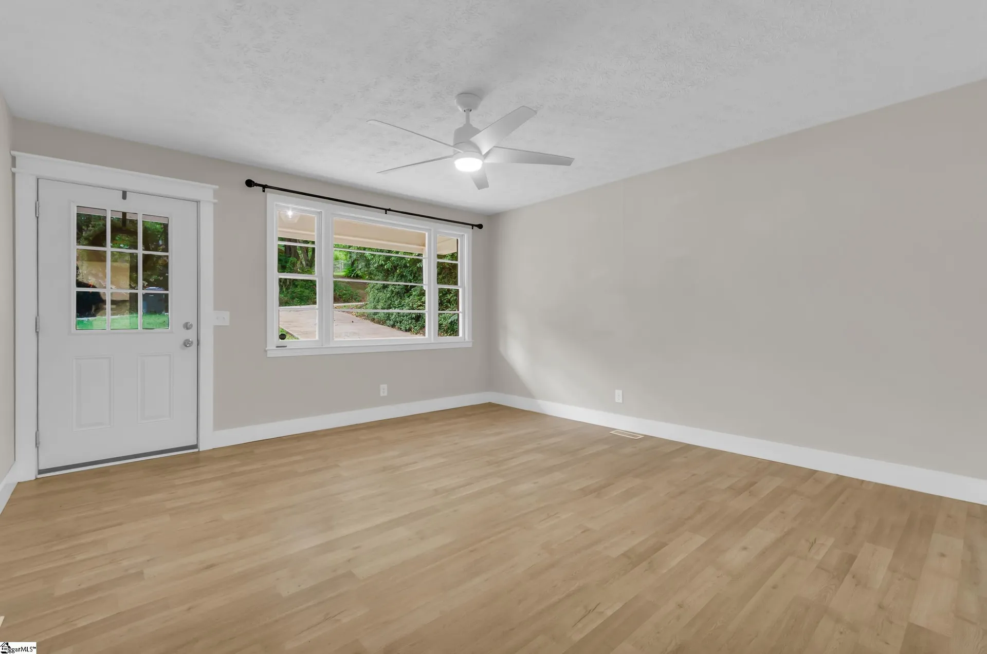 Property image 2 at 505 Kenmore Drive, Piedmont, SC 29673
